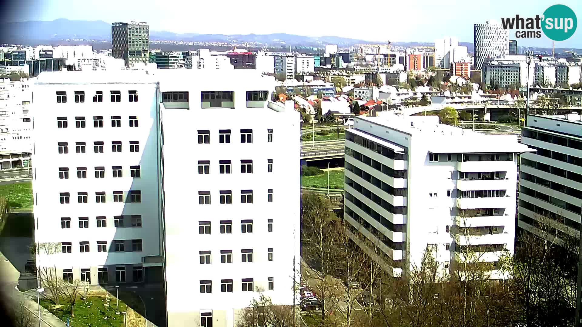 Live Interchange of Slavonska Avenue and Marin Držić Avenue in Zagreb webcam