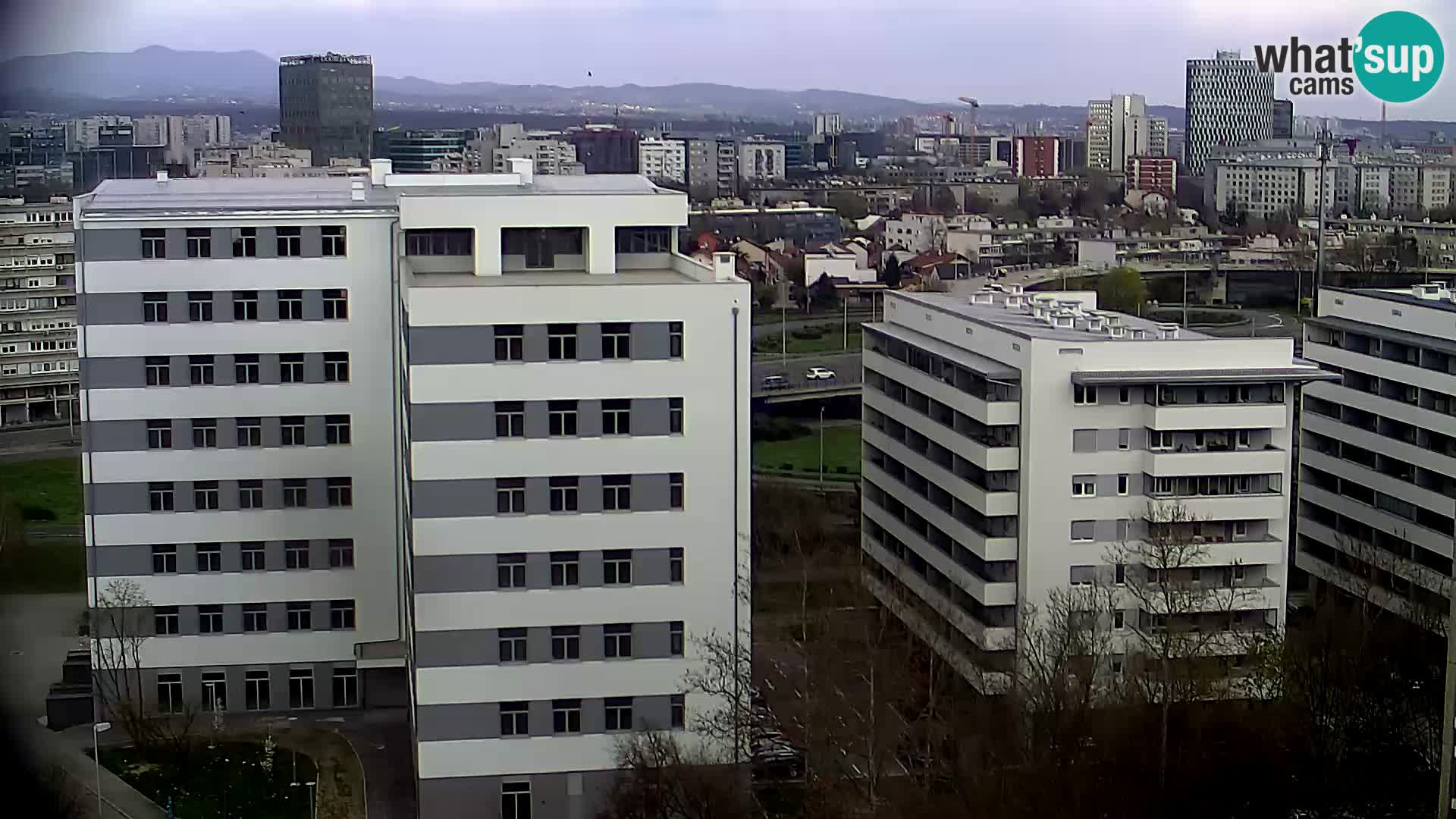 Live Interchange of Slavonska Avenue and Marin Držić Avenue in Zagreb webcam