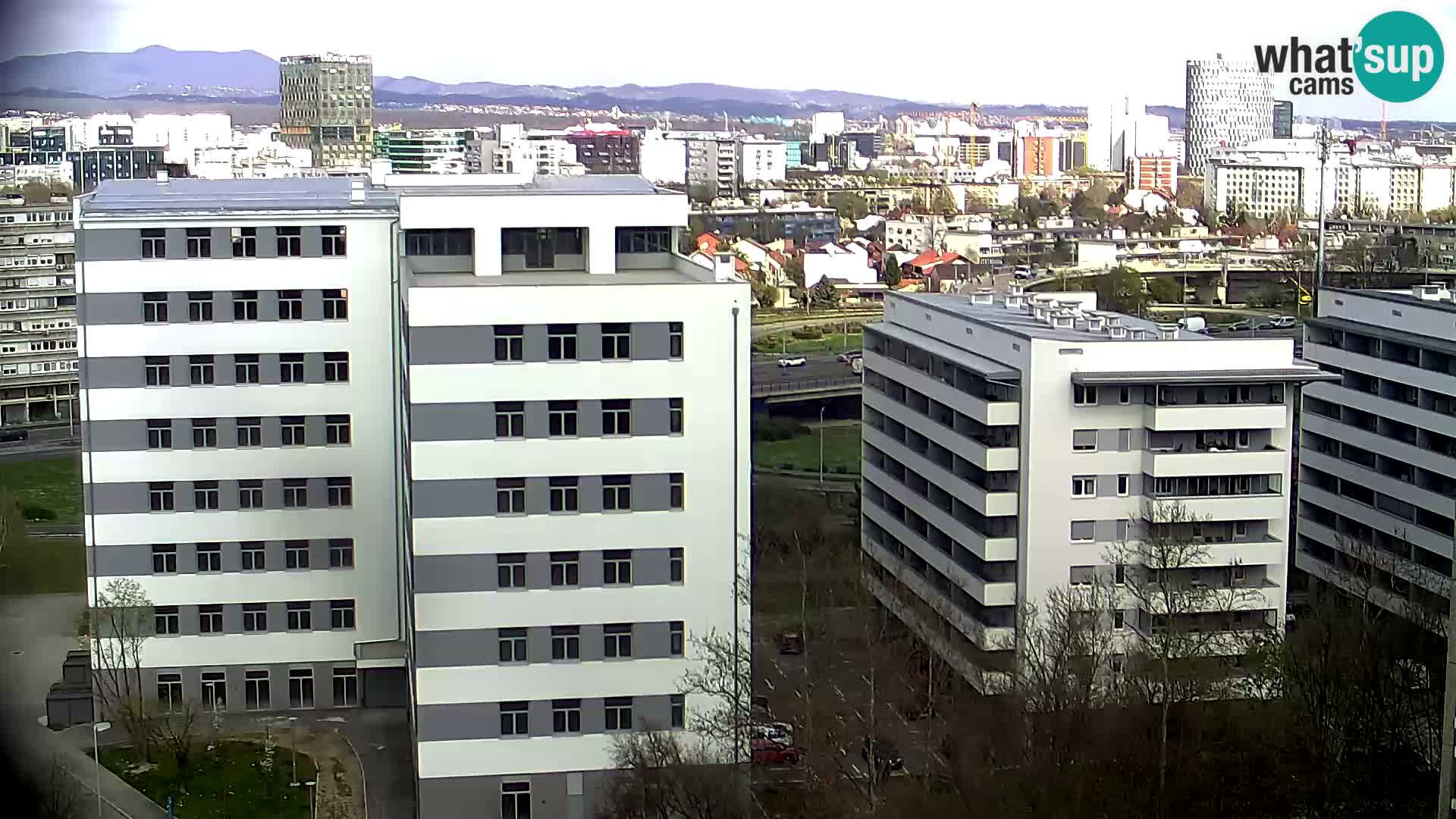 Web kamera Petlja Slavonska – Držićeva  – Zagreb Live