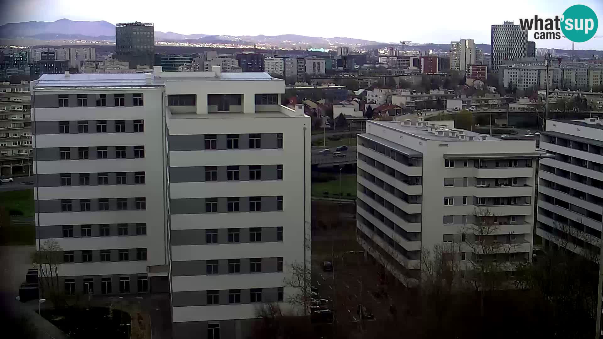 Rotatoria e incrocio viale Slavonska e Marin Držić  – webcam di Zagabria