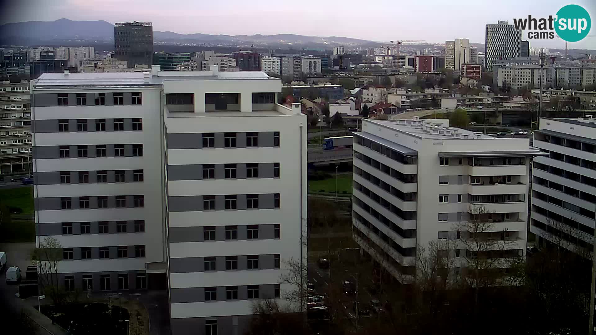 Rotatoria e incrocio viale Slavonska e Marin Držić  – webcam di Zagabria