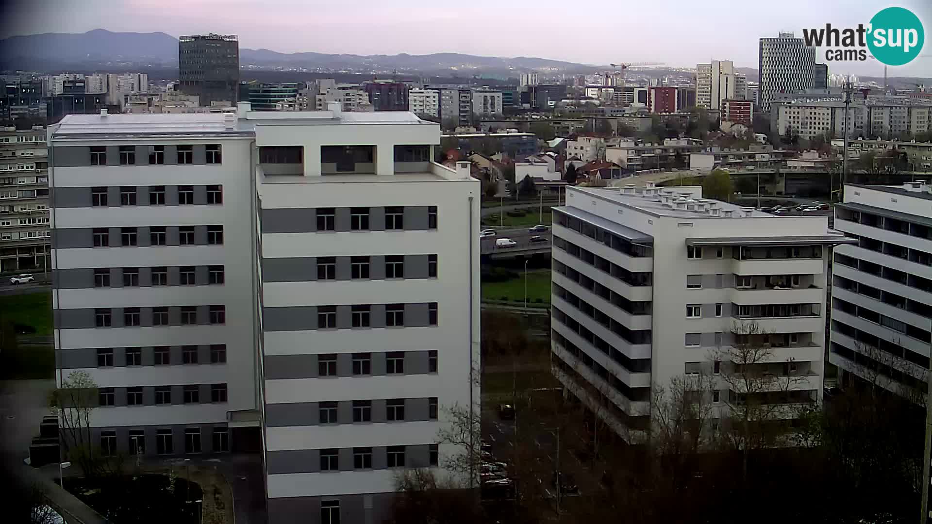 Rotatoria e incrocio viale Slavonska e Marin Držić  – webcam di Zagabria