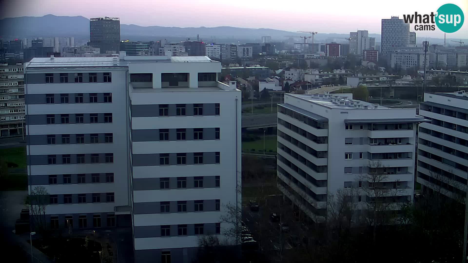 Rotatoria e incrocio viale Slavonska e Marin Držić  – webcam di Zagabria