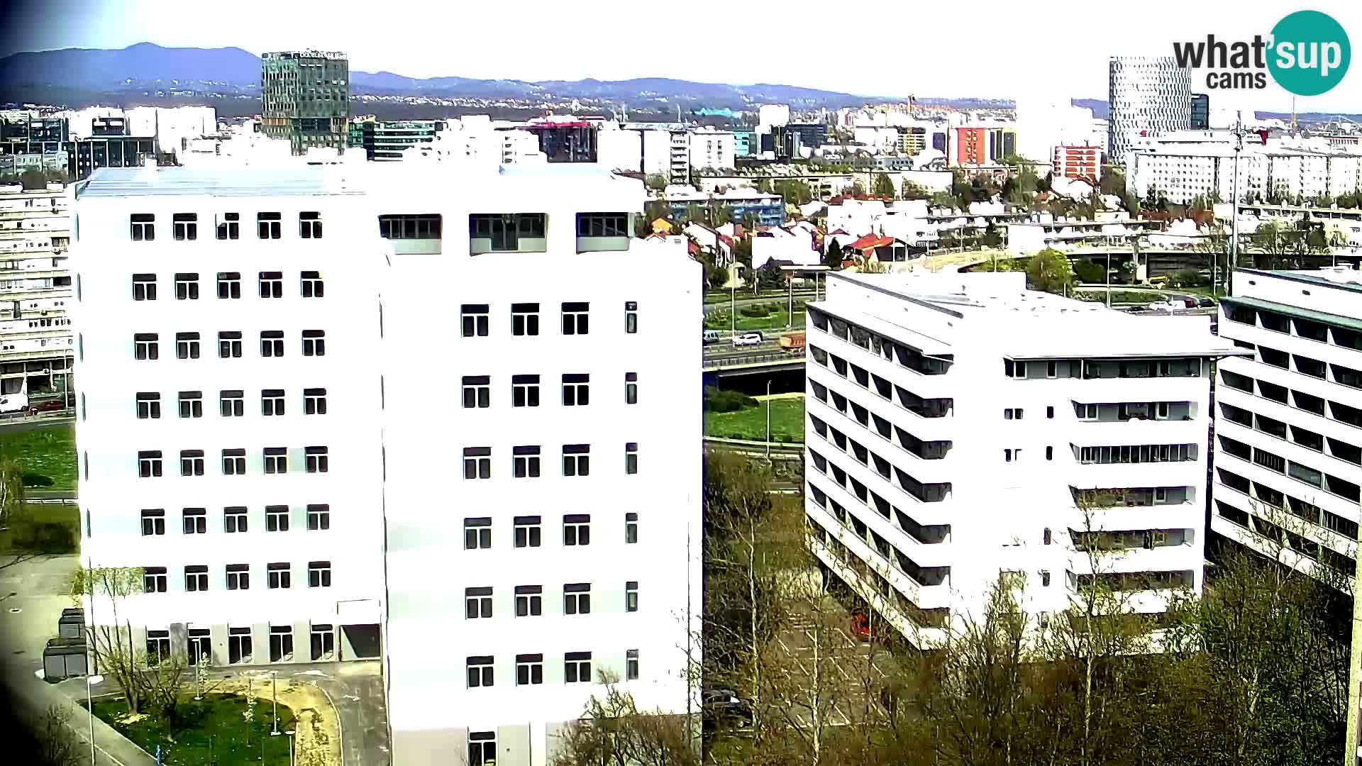 Krožišče Slavonske in Marin Držićeve ulice v Zagrebu v živo