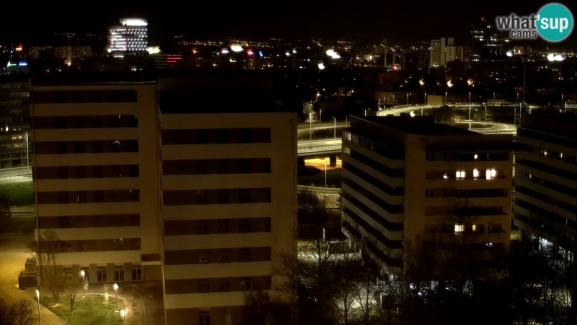 Rond-point en direct traversant les avenues Slavonska et Marin Držić à Zagreb webcam