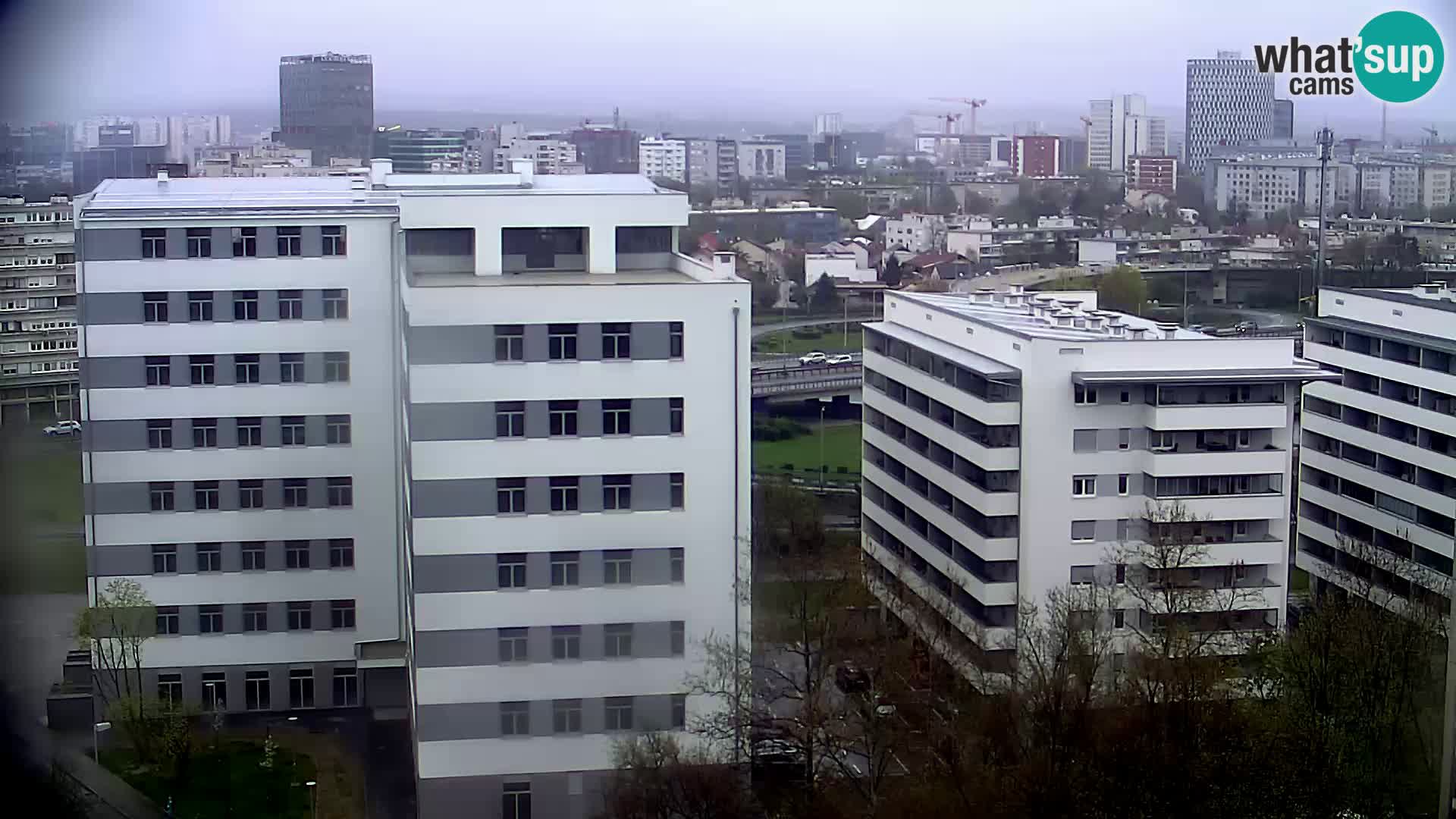 Rond-point en direct traversant les avenues Slavonska et Marin Držić à Zagreb webcam