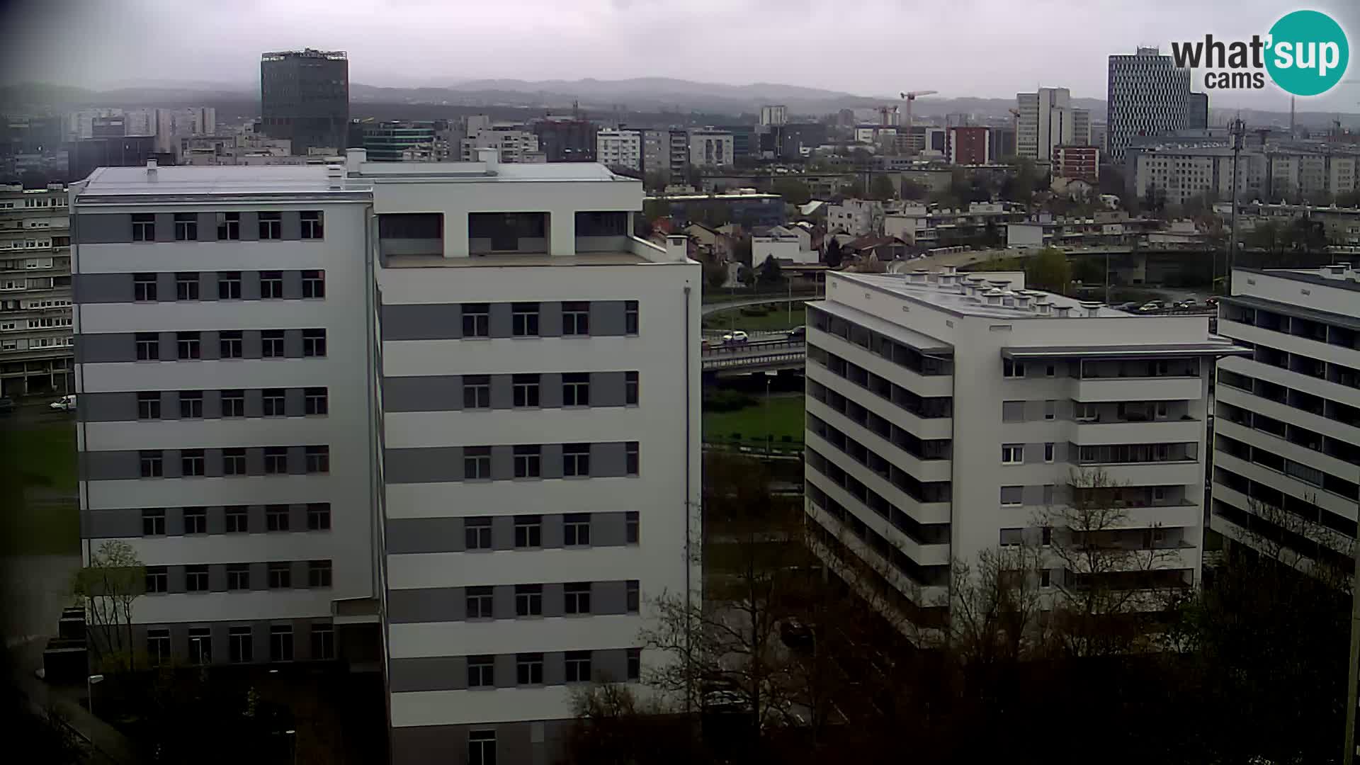 Live-Kreisverkehr Slavonska und Marin Držić Avenue zur Zagreb Webcam