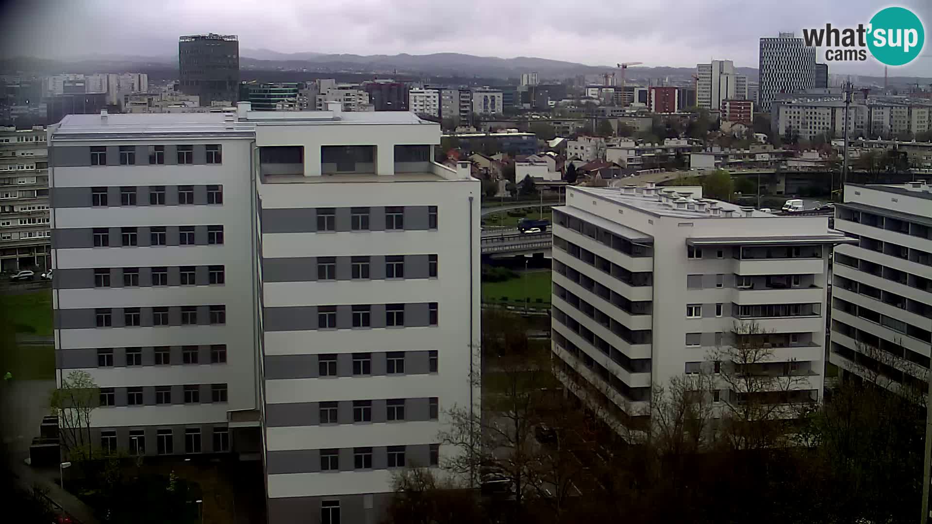 Rotatoria e incrocio viale Slavonska e Marin Držić  – webcam di Zagabria