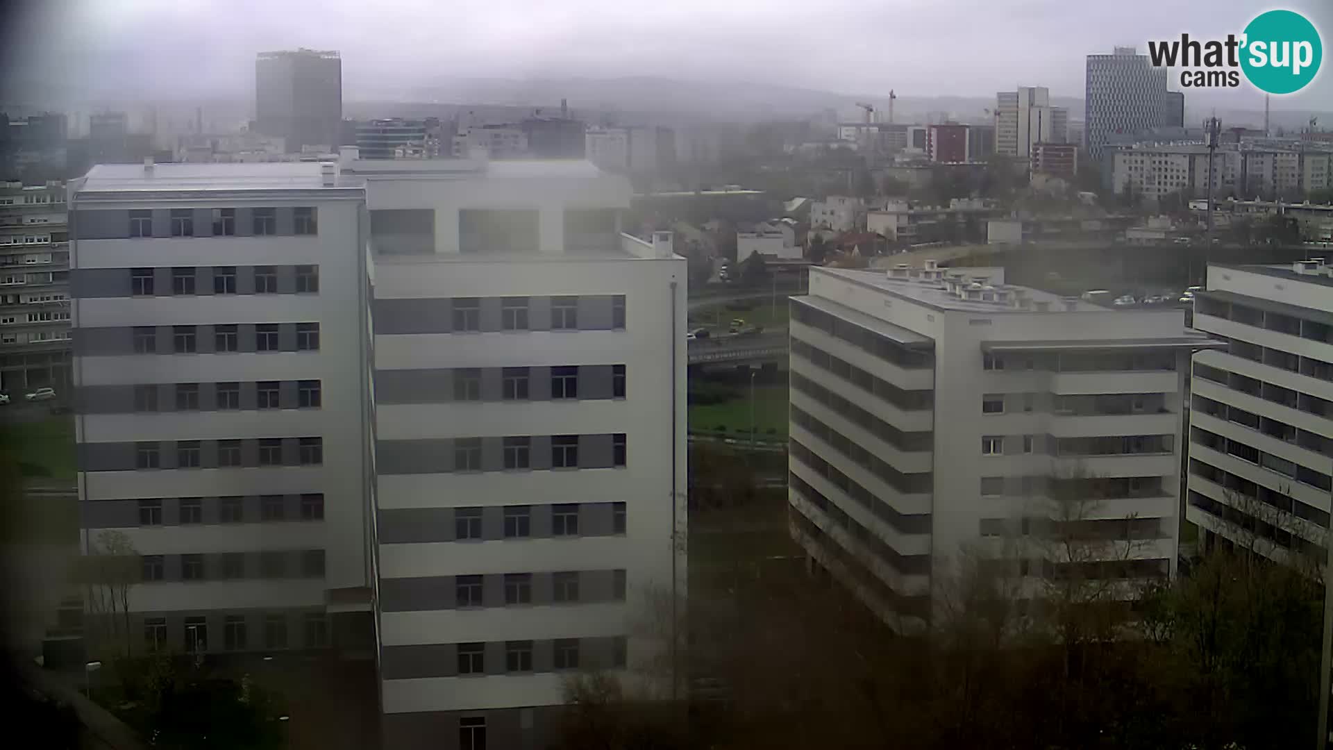 Live-Kreisverkehr Slavonska und Marin Držić Avenue zur Zagreb Webcam