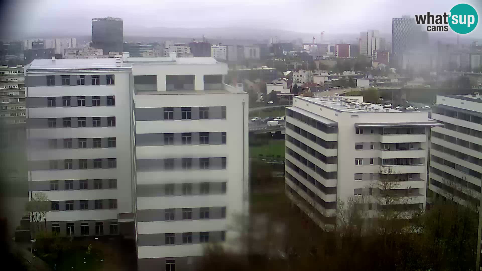 Live-Kreisverkehr Slavonska und Marin Držić Avenue zur Zagreb Webcam