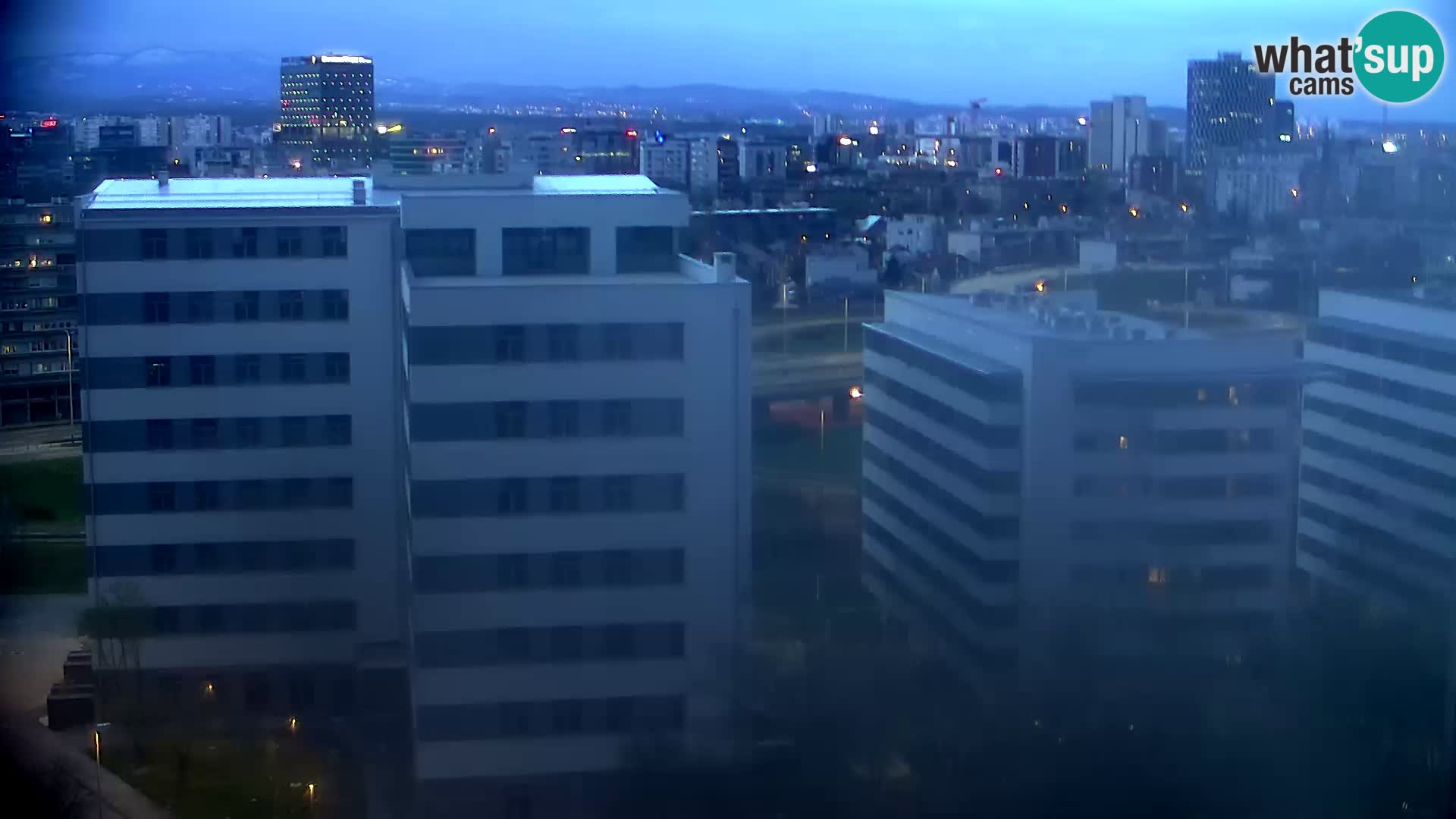 Web kamera Petlja Slavonska – Držićeva – Zagreb Live