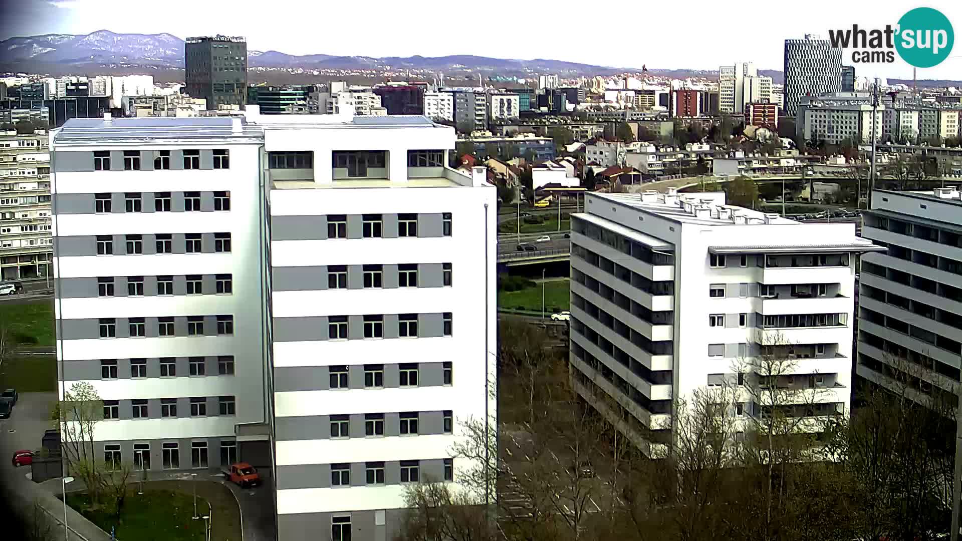 Live Interchange of Slavonska Avenue and Marin Držić Avenue in Zagreb webcam
