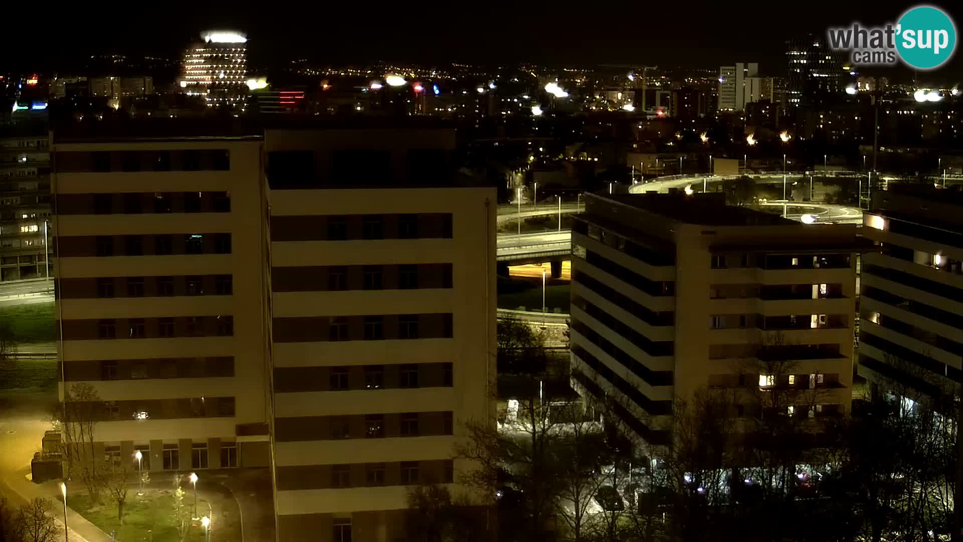 Live-Kreisverkehr Slavonska und Marin Držić Avenue zur Zagreb Webcam