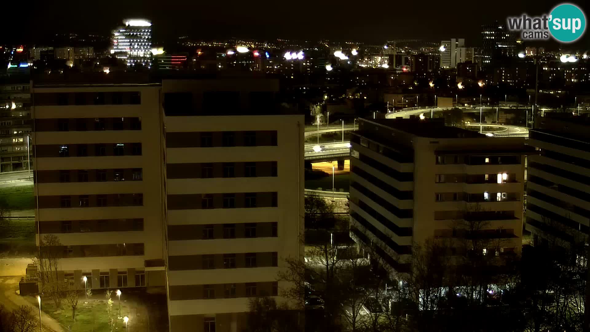 Live-Kreisverkehr Slavonska und Marin Držić Avenue zur Zagreb Webcam