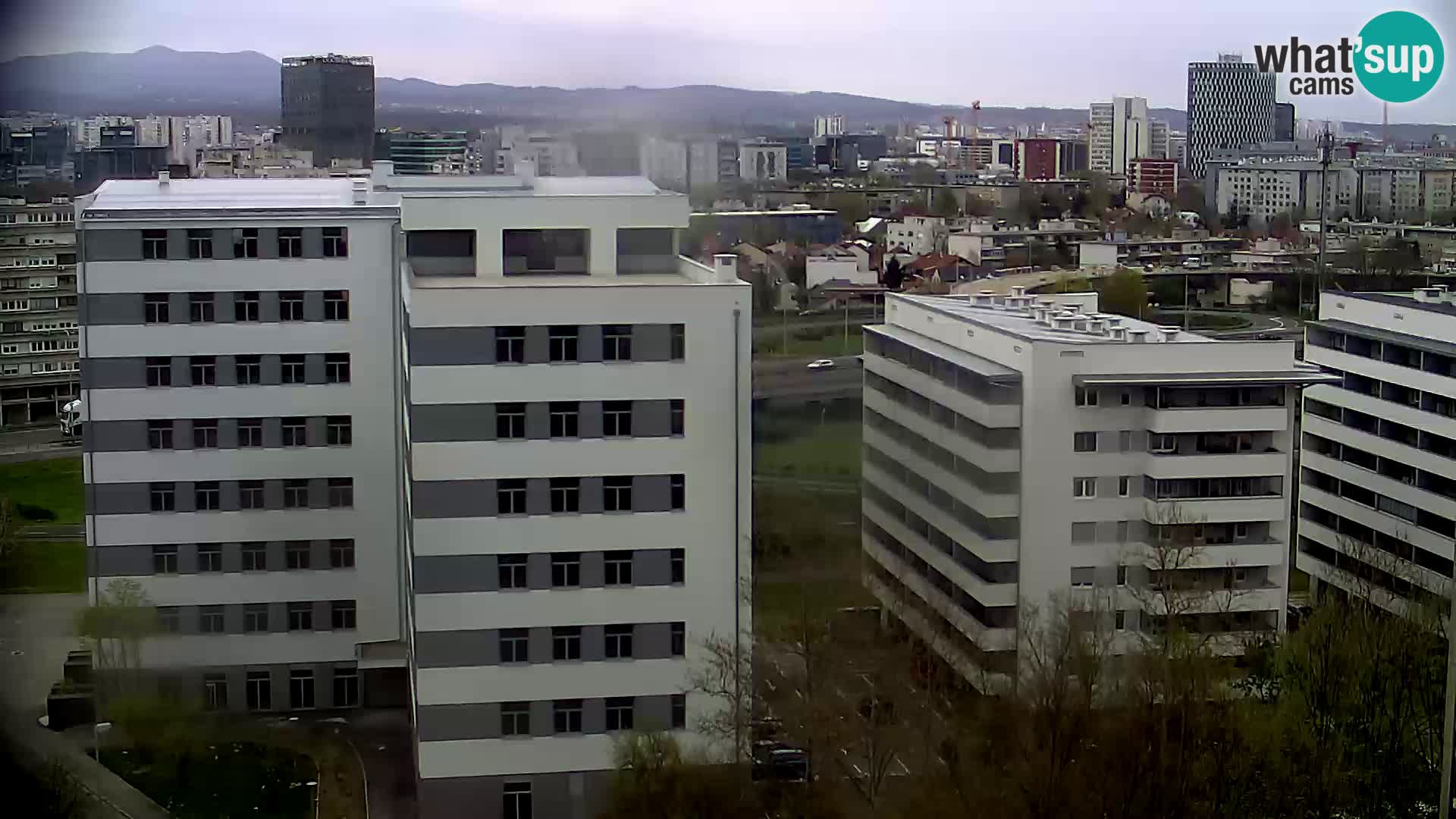 Live Interchange of Slavonska Avenue and Marin Držić Avenue in Zagreb webcam