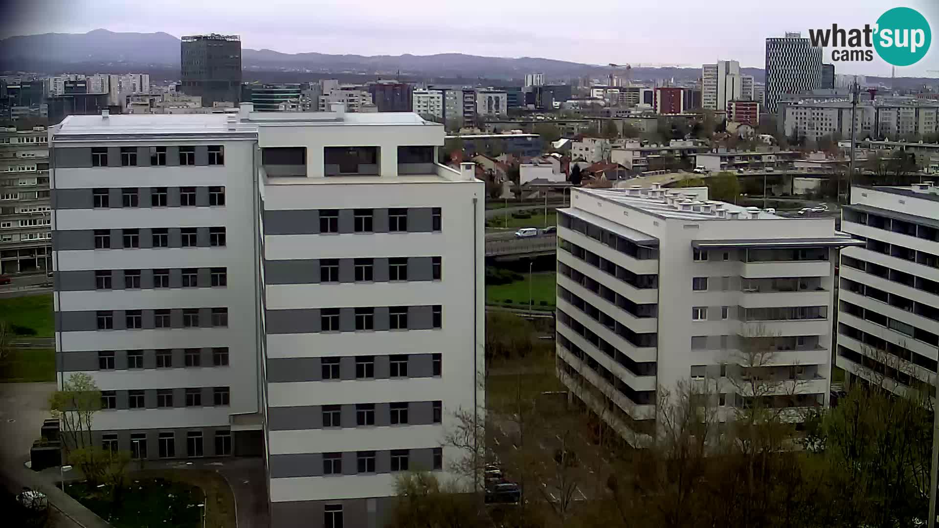 Live Interchange of Slavonska Avenue and Marin Držić Avenue in Zagreb webcam