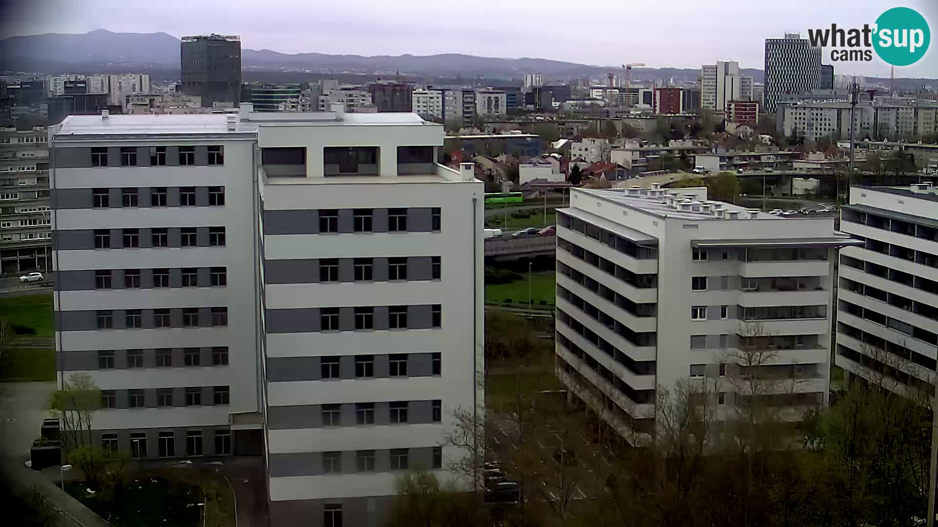 Live Interchange of Slavonska Avenue and Marin Držić Avenue in Zagreb webcam