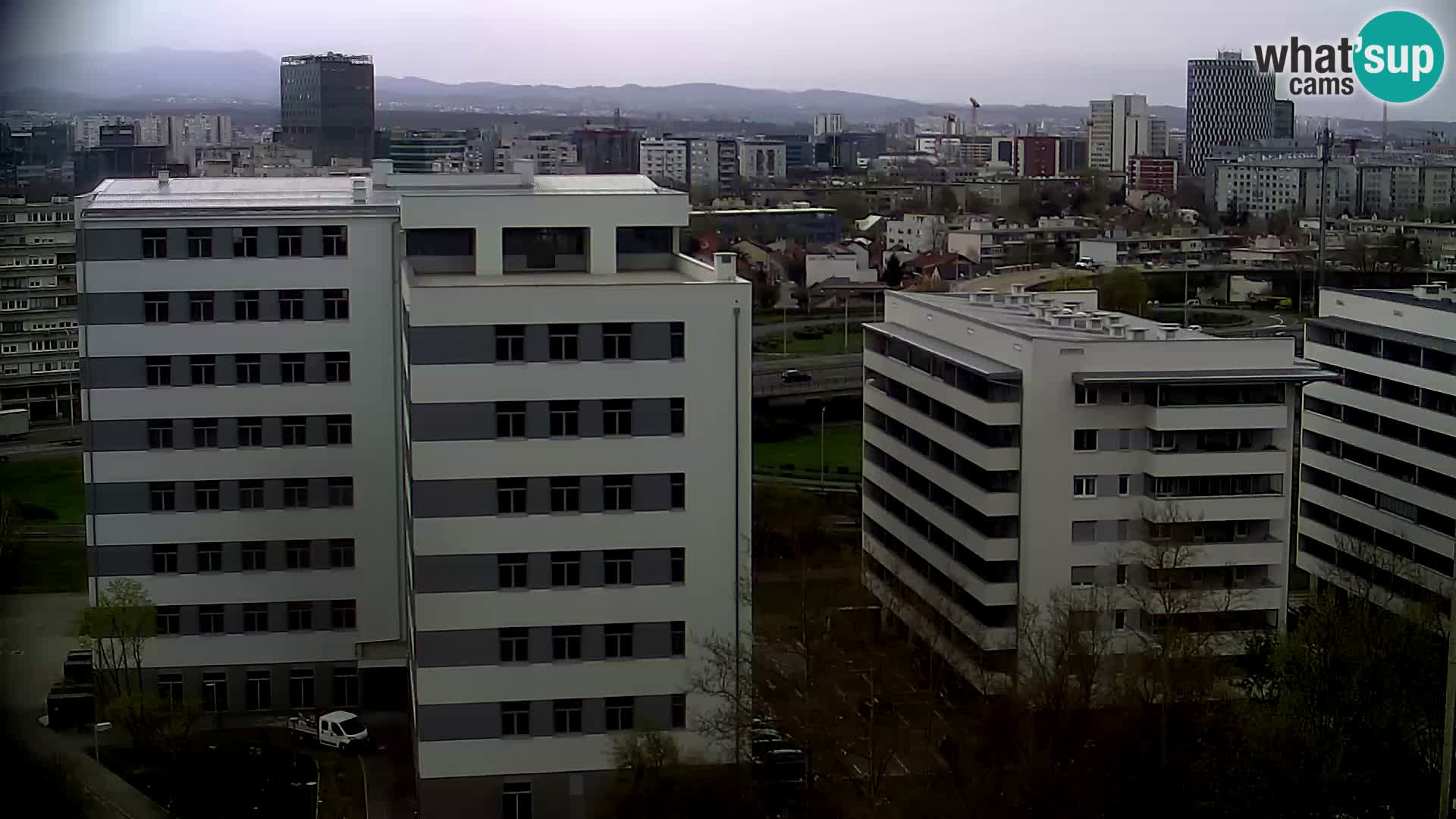 Krožišče Slavonske in Marin Držićeve ulice v Zagrebu v živo