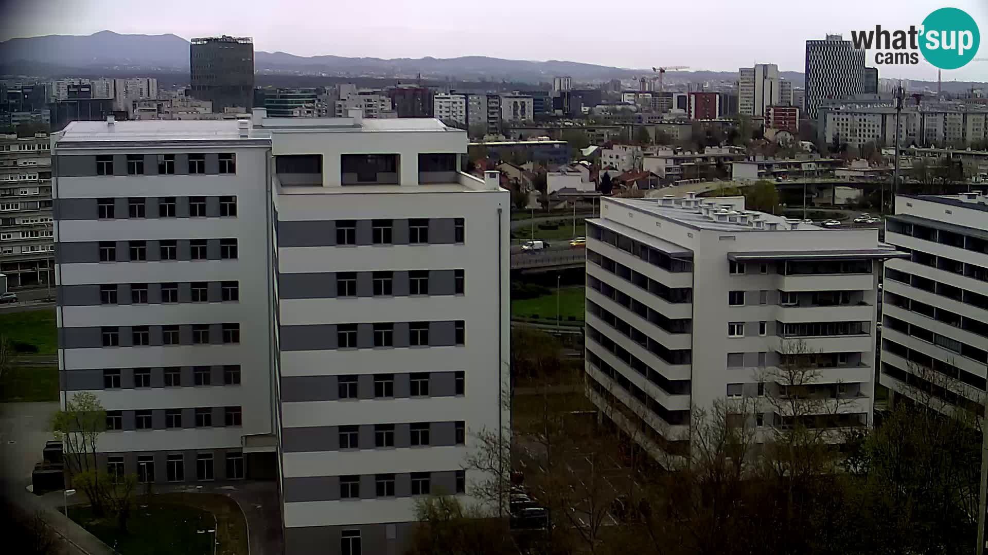 Krožišče Slavonske in Marin Držićeve ulice v Zagrebu v živo