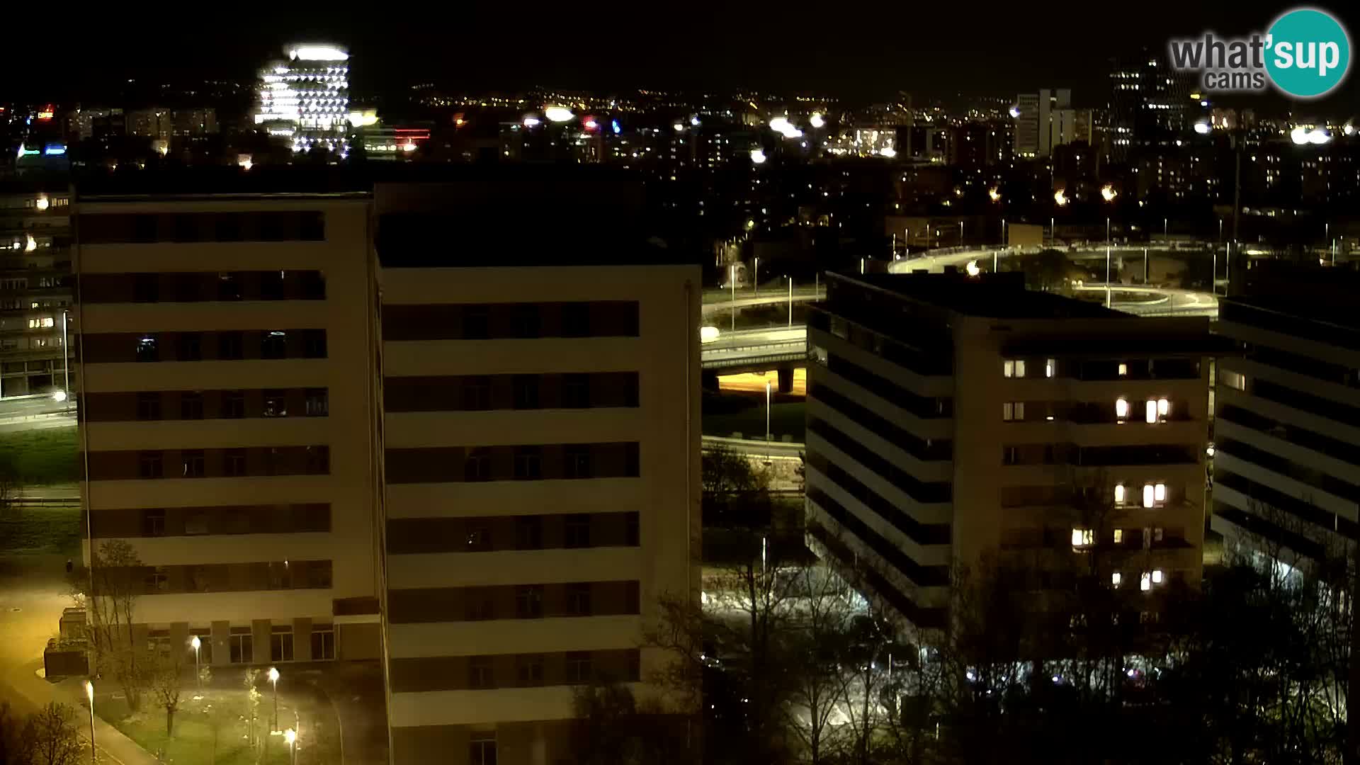 Krožišče Slavonske in Marin Držićeve ulice v Zagrebu v živo