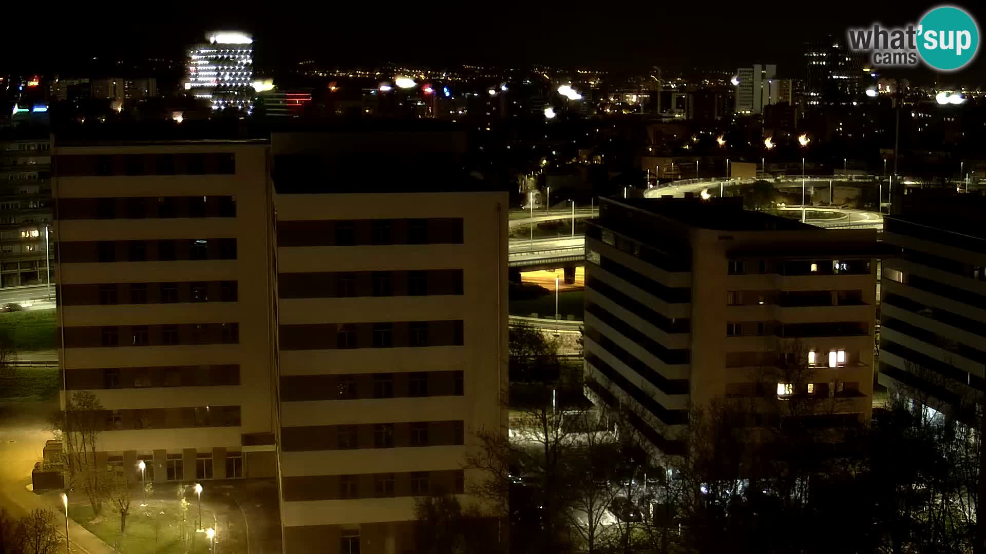 Krožišče Slavonske in Marin Držićeve ulice v Zagrebu v živo