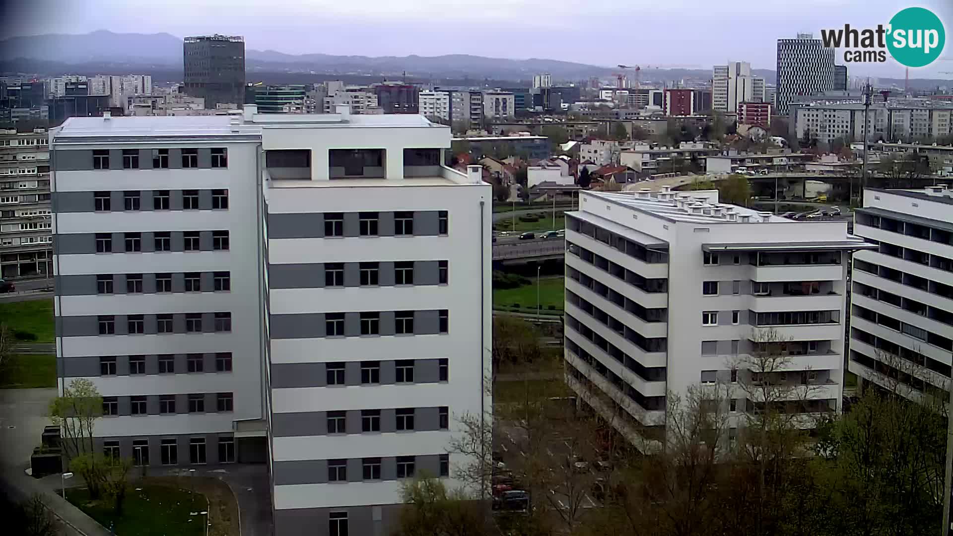 Live Interchange of Slavonska Avenue and Marin Držić Avenue in Zagreb webcam