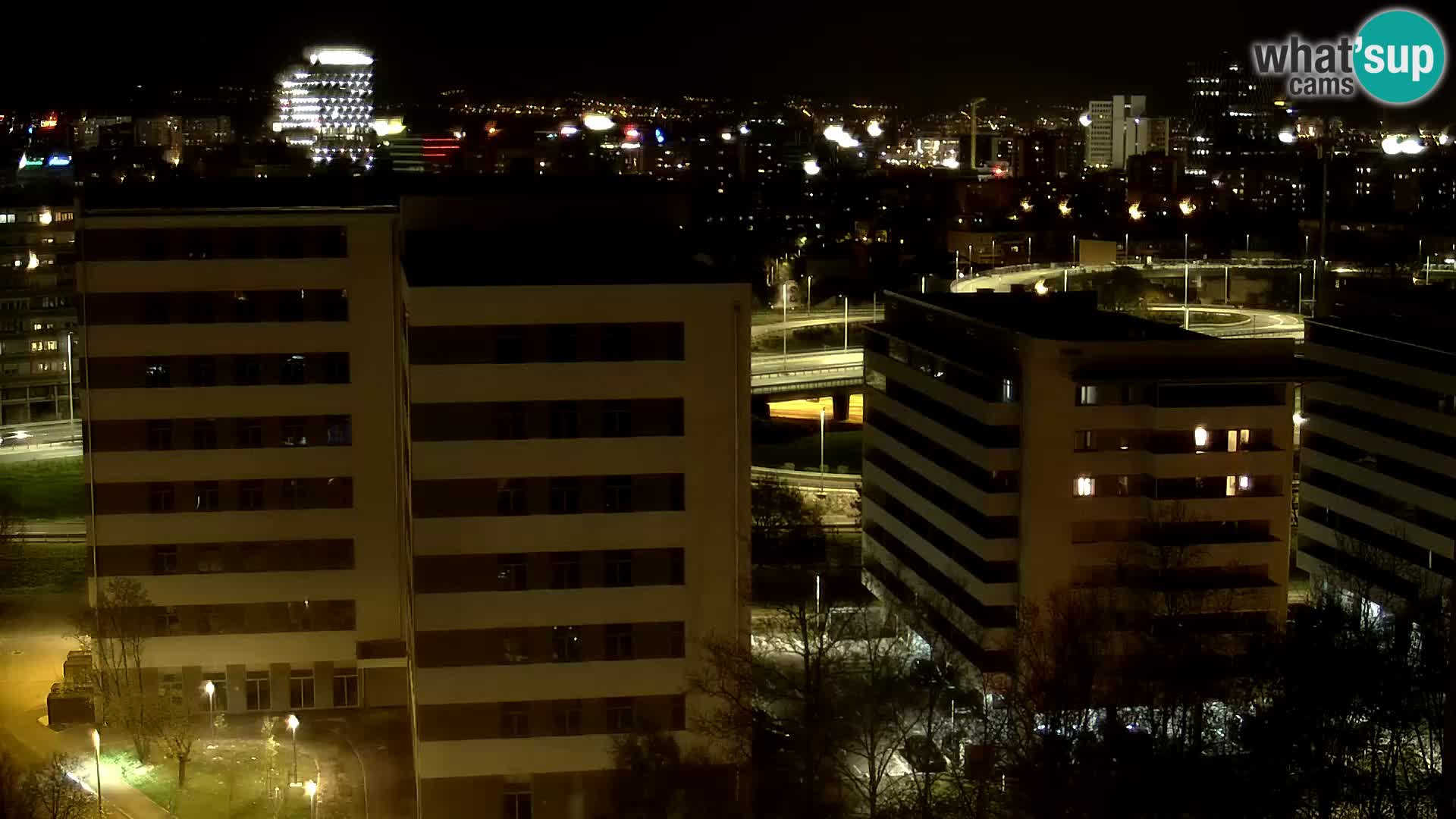 Live-Kreisverkehr Slavonska und Marin Držić Avenue zur Zagreb Webcam