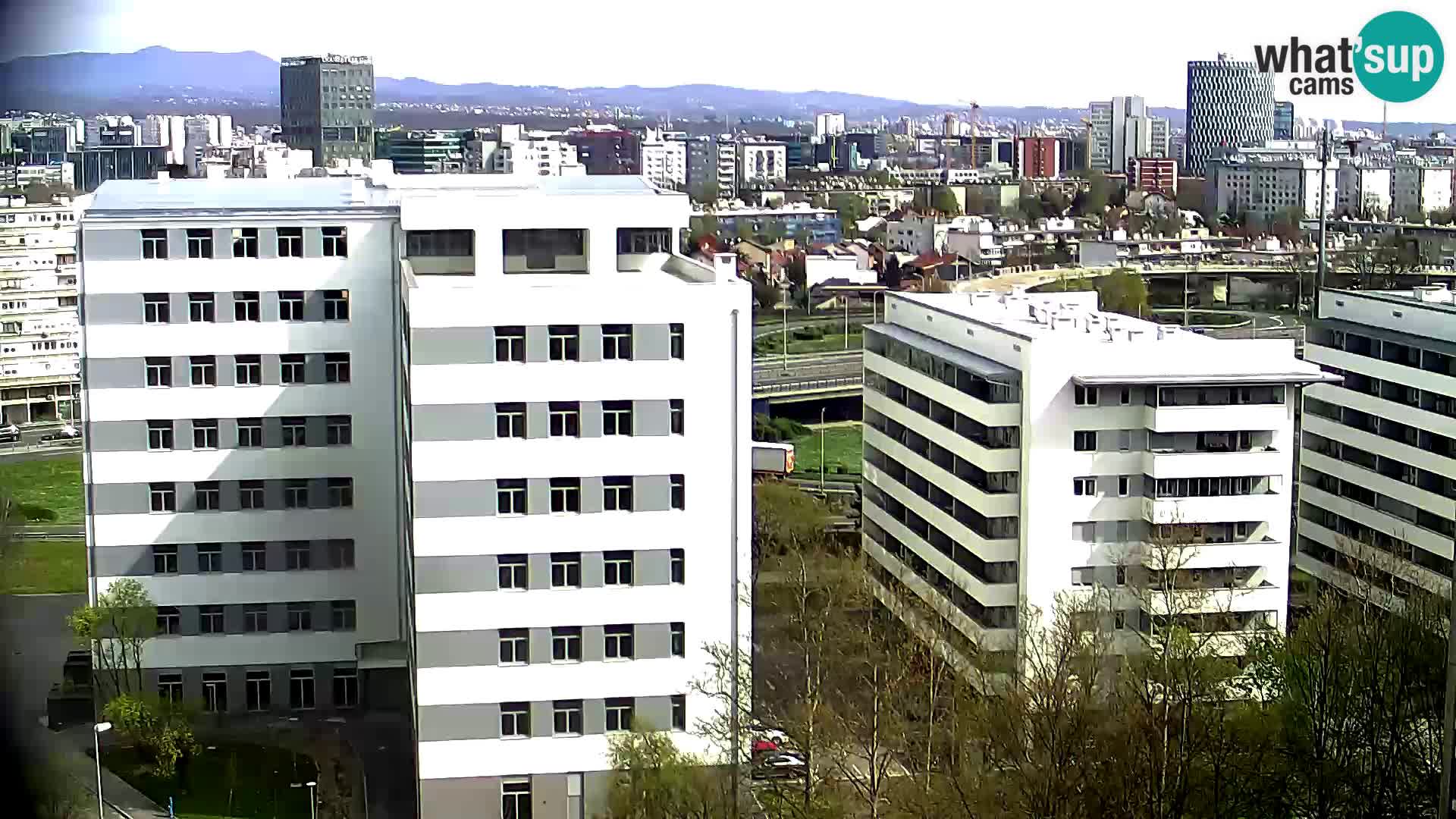 Live Interchange of Slavonska Avenue and Marin Držić Avenue in Zagreb webcam