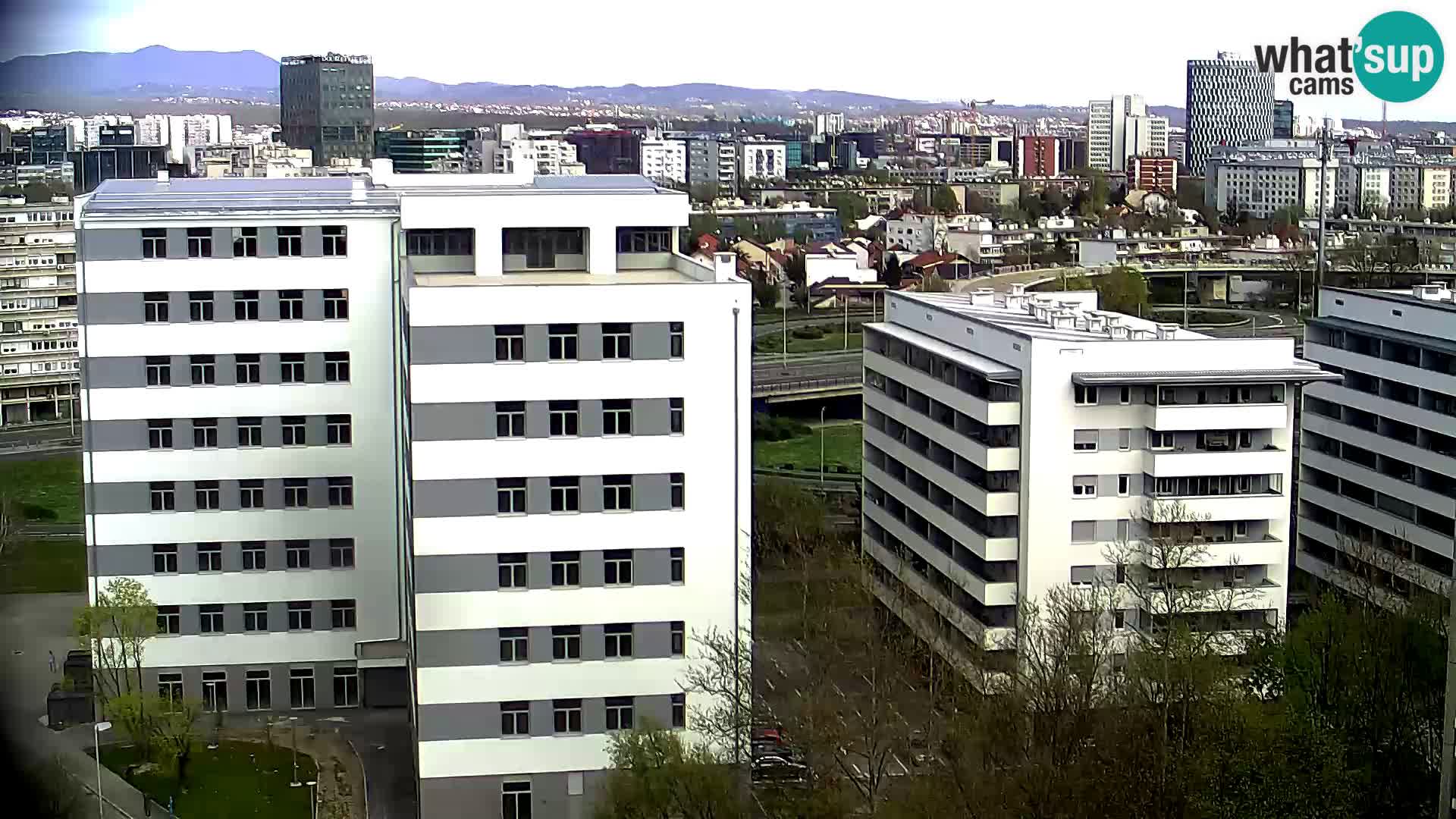 Krožišče Slavonske in Marin Držićeve ulice v Zagrebu v živo