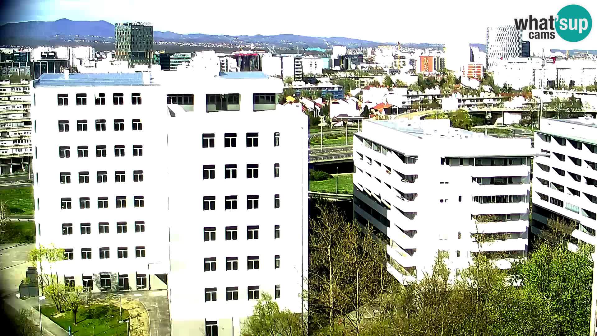 Rotatoria e incrocio viale Slavonska e Marin Držić  – webcam di Zagabria