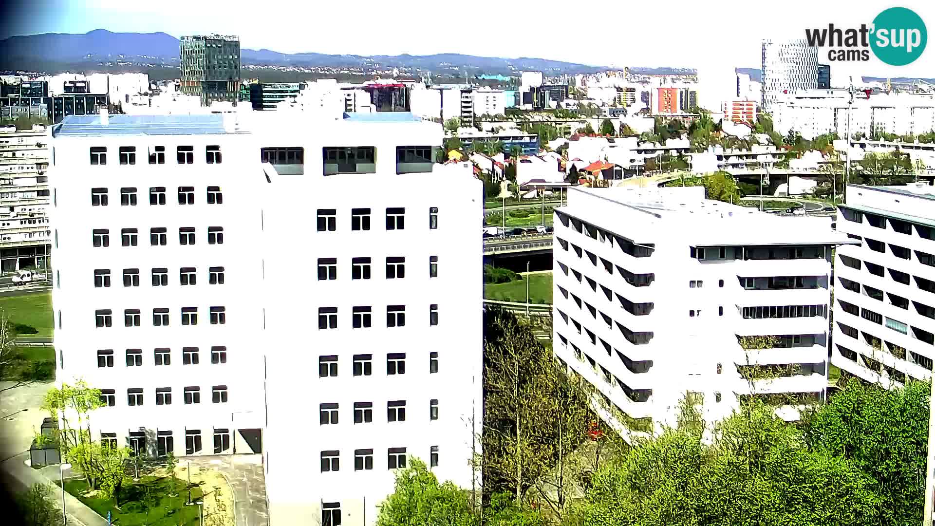 Rotatoria e incrocio viale Slavonska e Marin Držić  – webcam di Zagabria