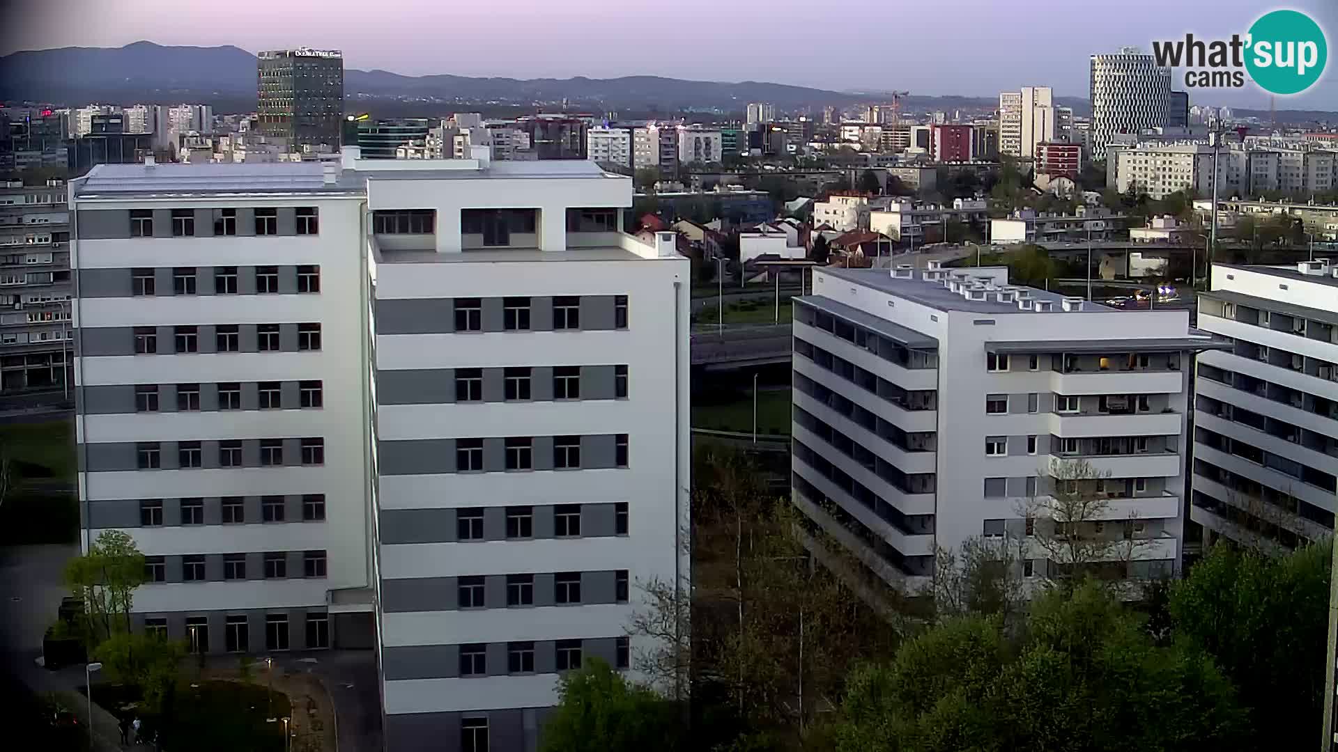 Web kamera Petlja Slavonska – Držićeva – Zagreb Live