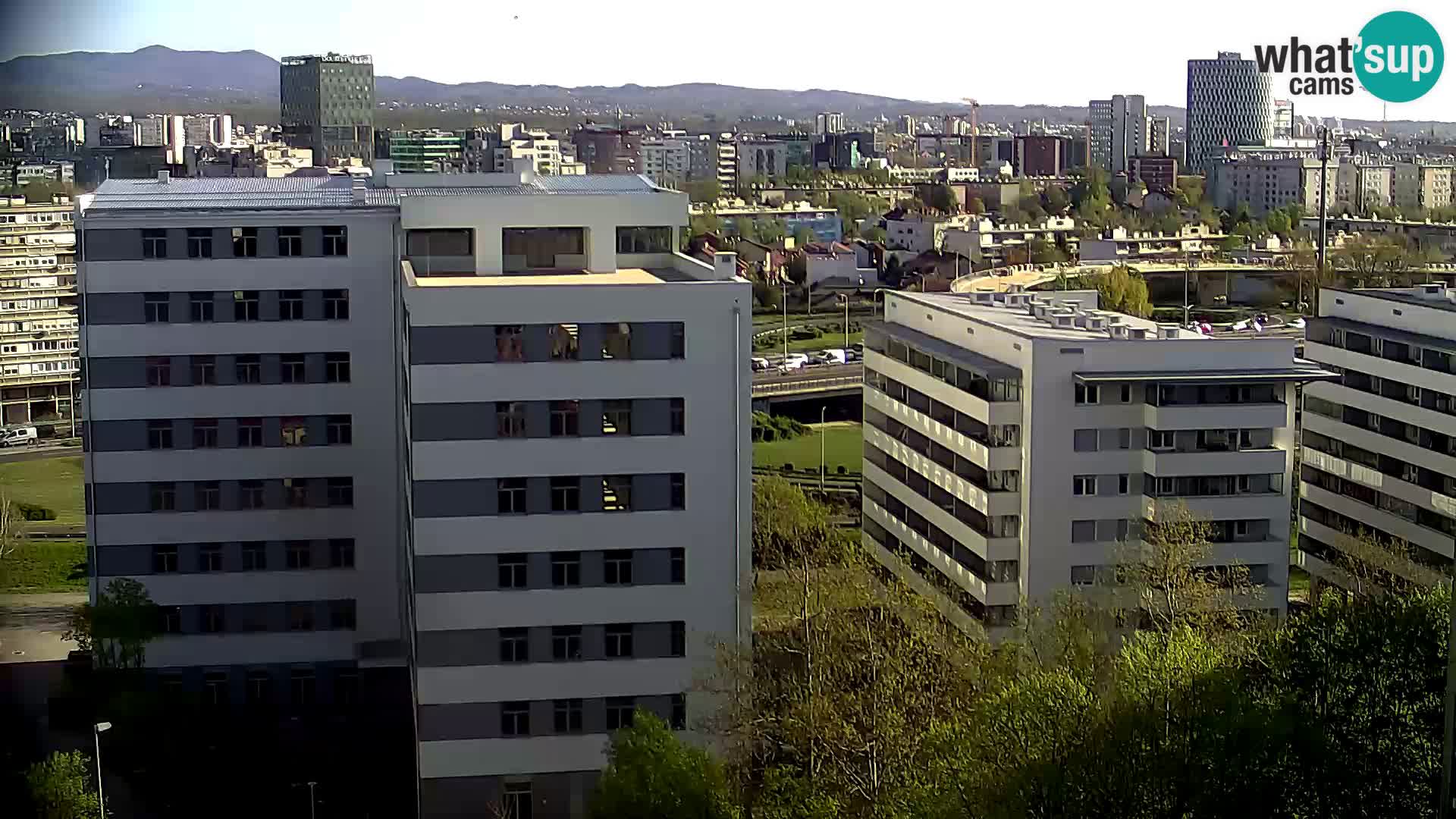 Live Interchange of Slavonska Avenue and Marin Držić Avenue in Zagreb webcam