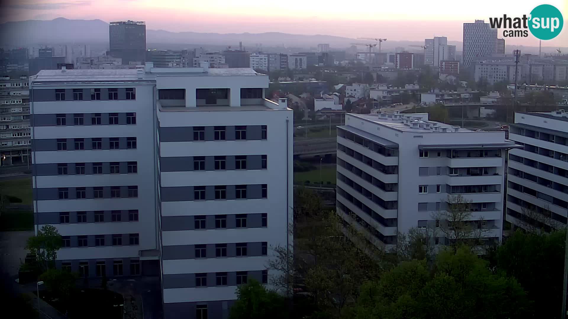 Web kamera Petlja Slavonska – Držićeva – Zagreb Live