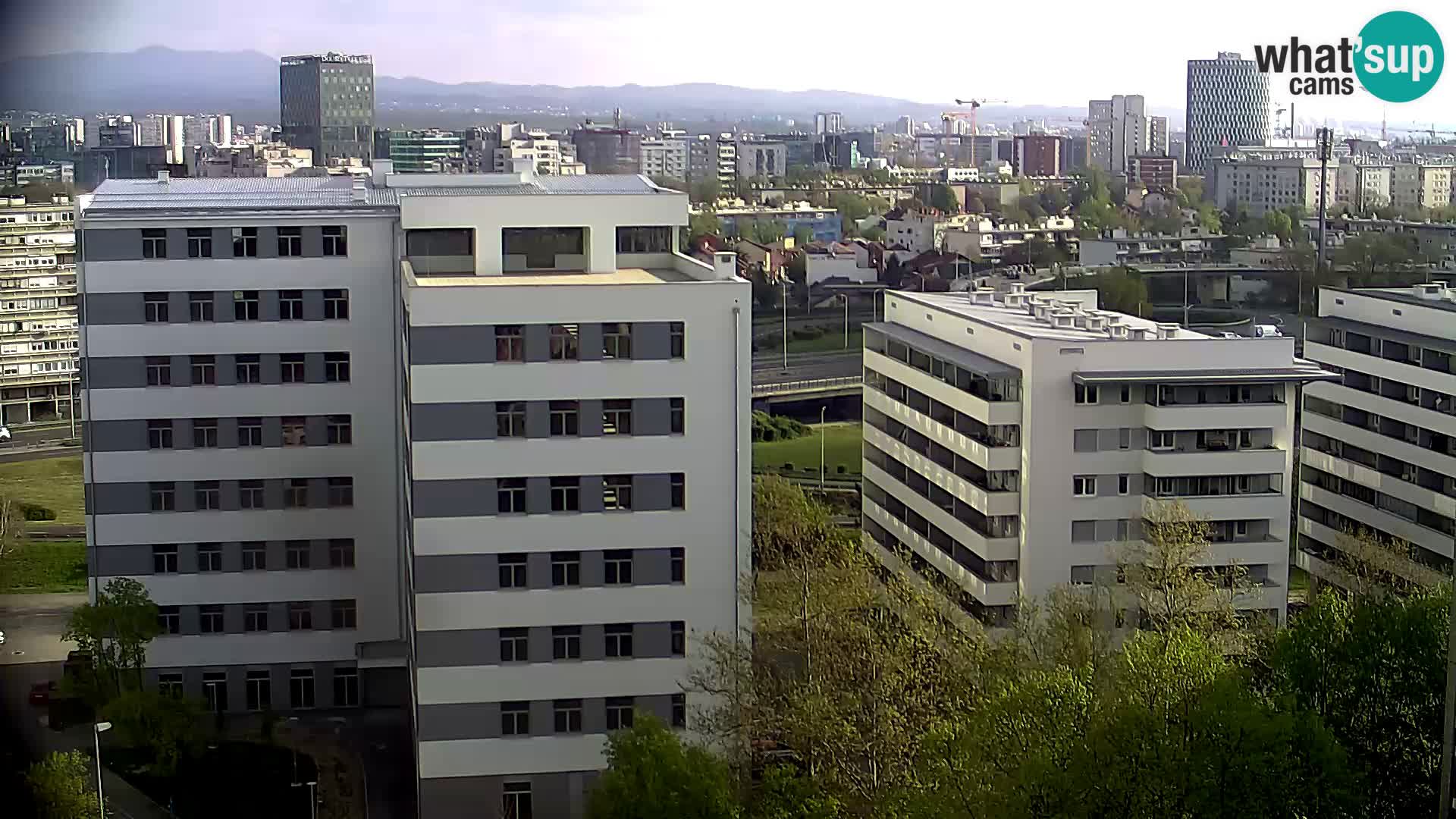 Krožišče Slavonske in Marin Držićeve ulice v Zagrebu v živo