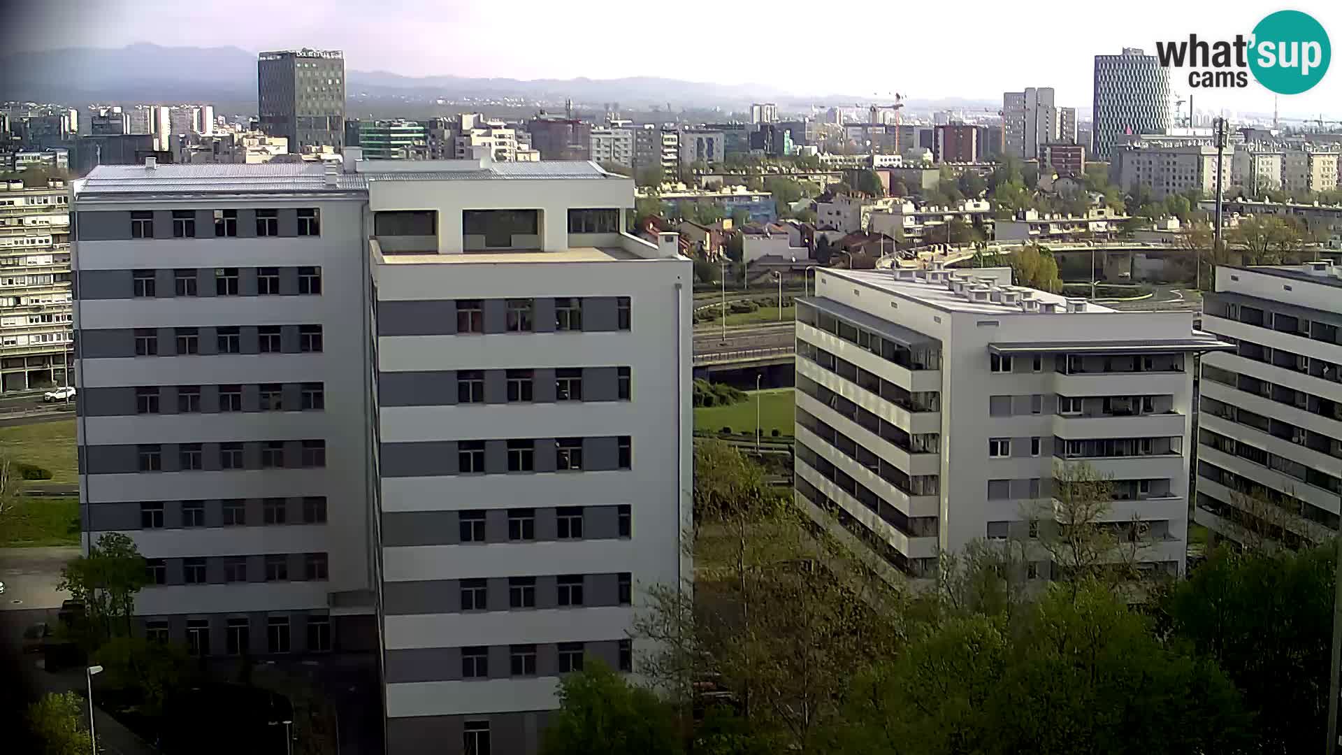 Live Interchange of Slavonska Avenue and Marin Držić Avenue in Zagreb webcam