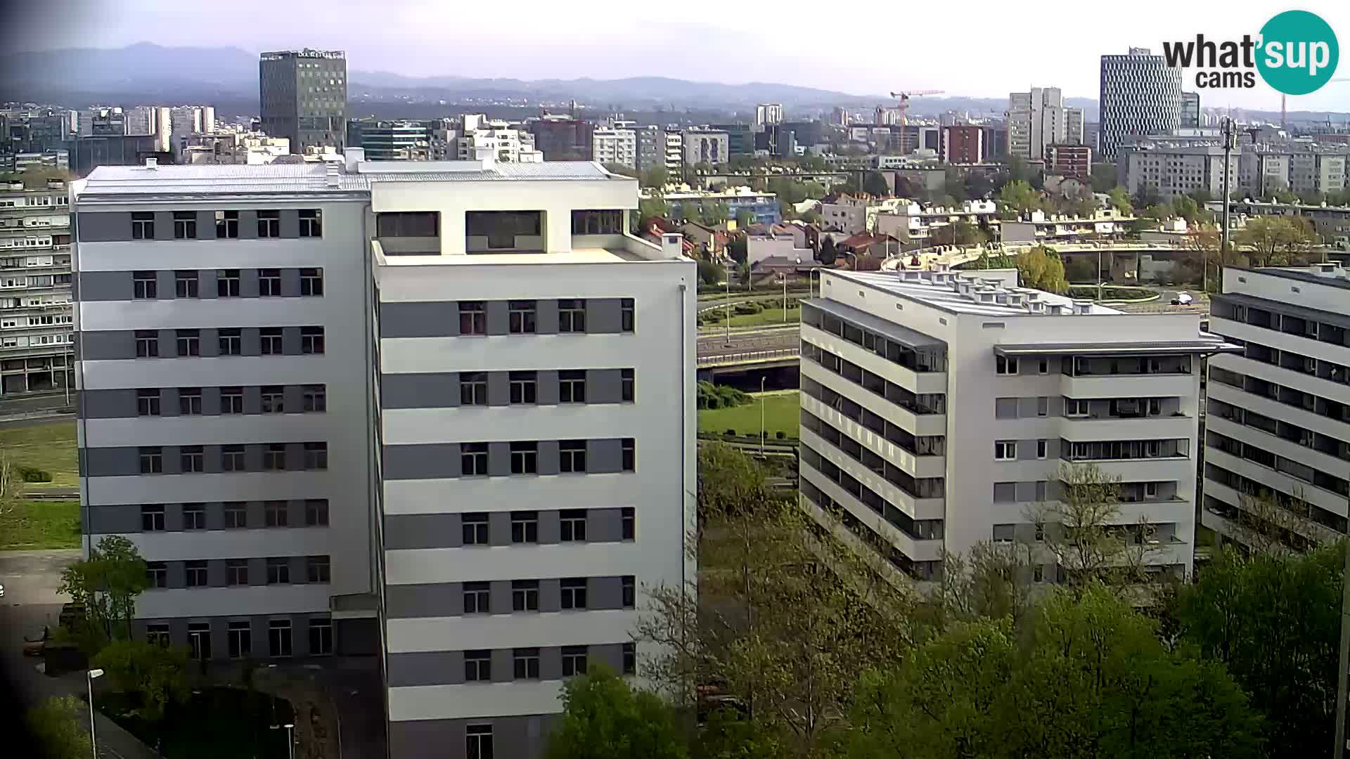 Live Interchange of Slavonska Avenue and Marin Držić Avenue in Zagreb webcam