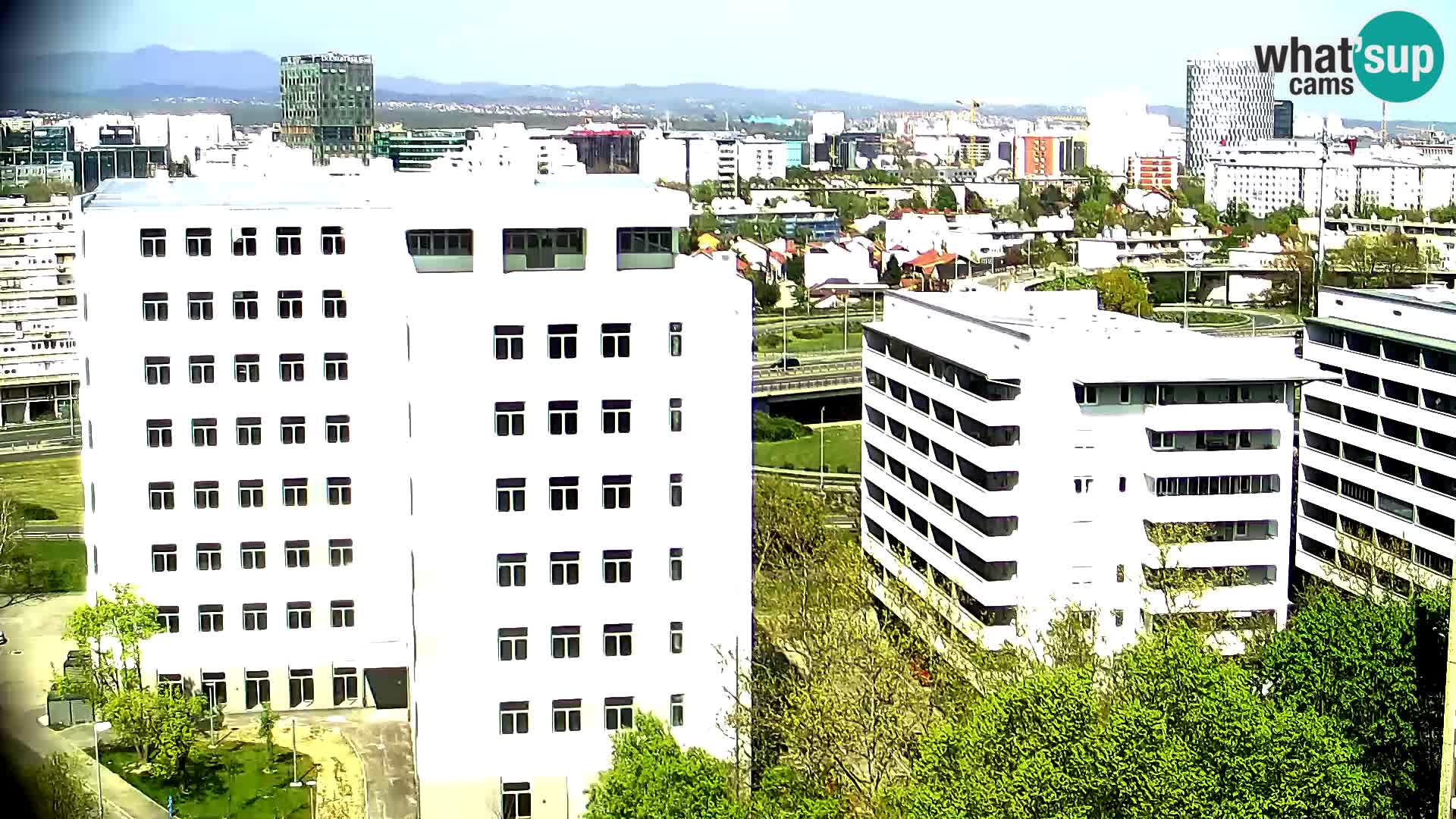 Krožišče Slavonske in Marin Držićeve ulice v Zagrebu v živo