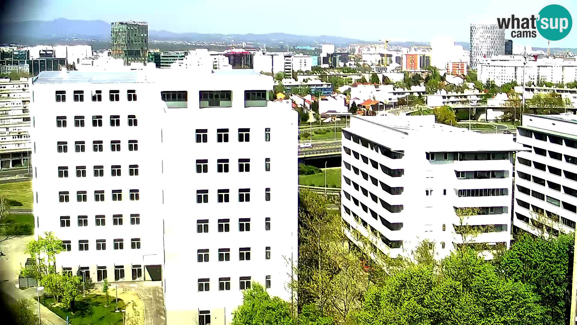 Live Interchange of Slavonska Avenue and Marin Držić Avenue in Zagreb webcam