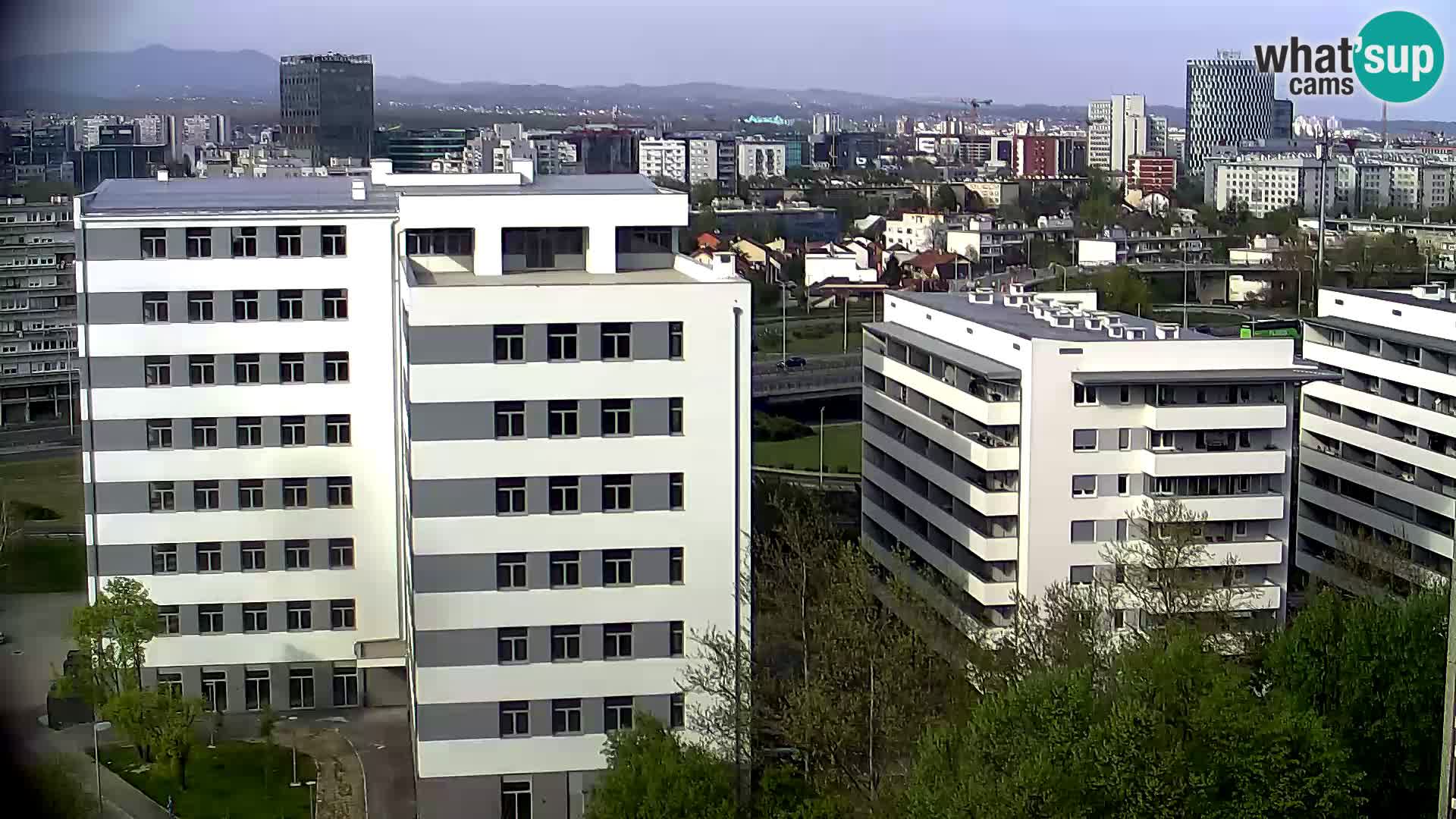 Rotatoria e incrocio viale Slavonska e Marin Držić  – webcam di Zagabria