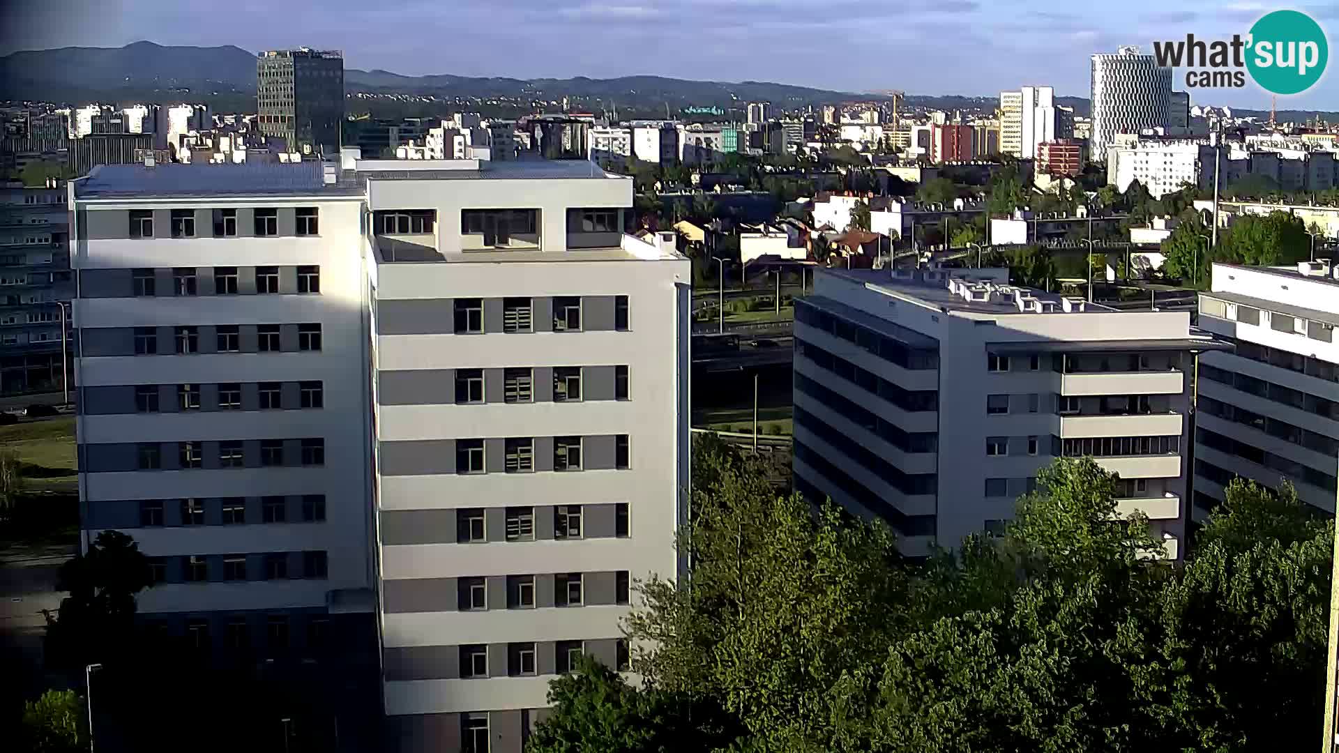 Krožišče Slavonske in Marin Držićeve ulice v Zagrebu v živo