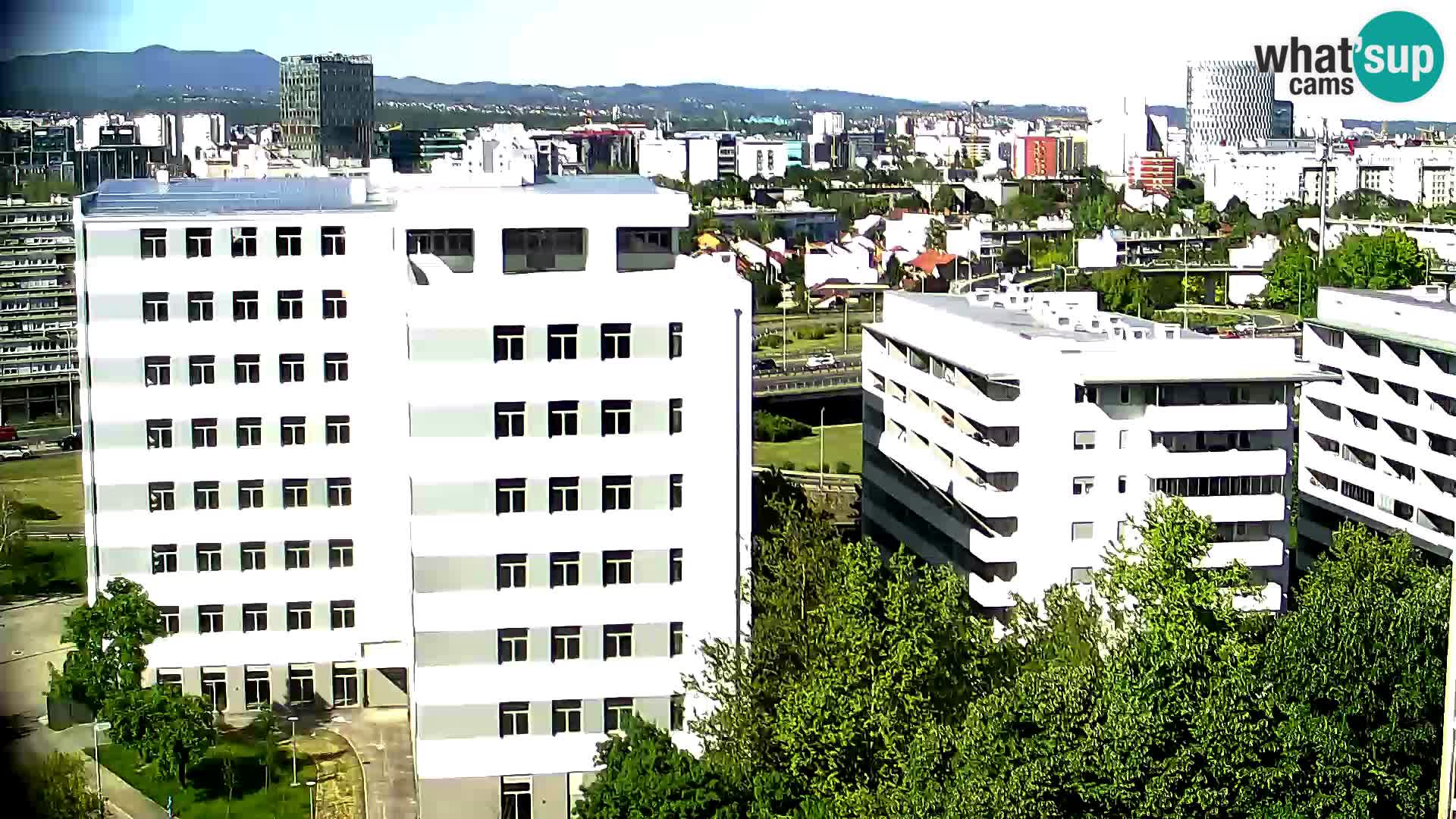 Live-Kreisverkehr Slavonska und Marin Držić Avenue zur Zagreb Webcam