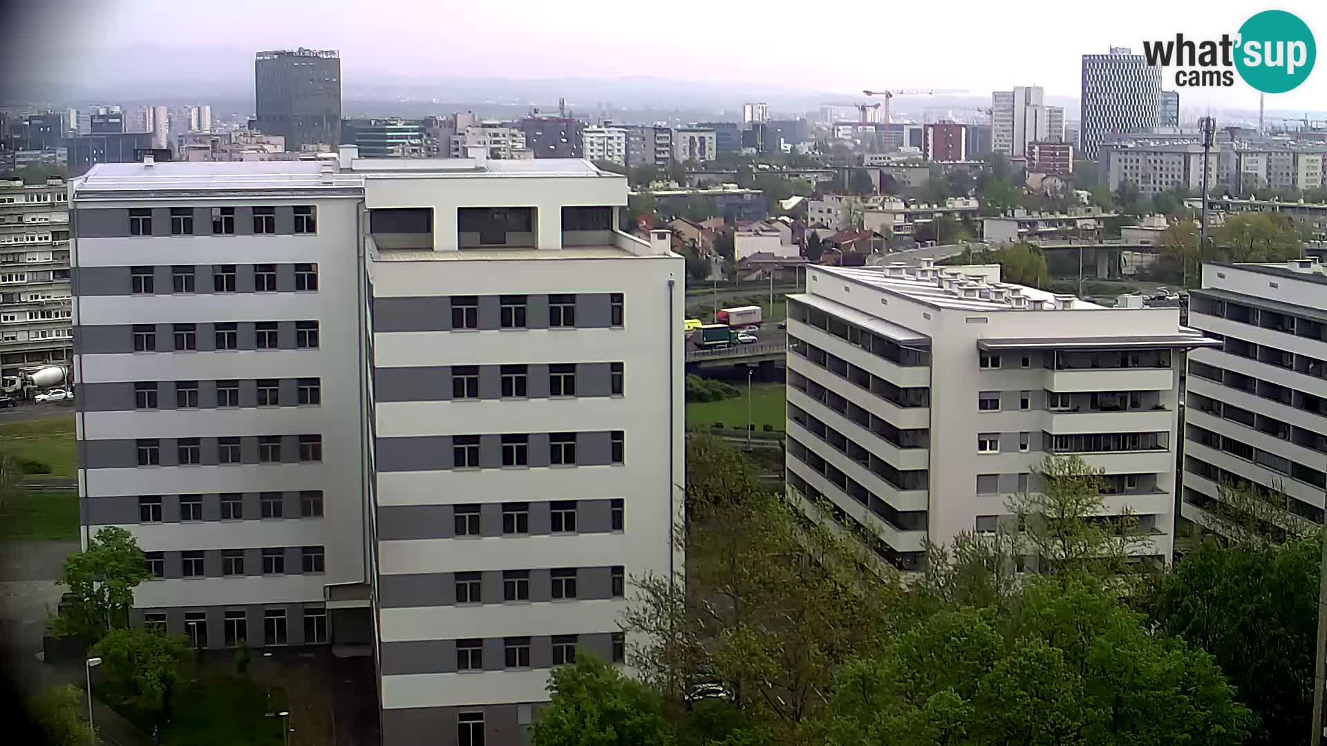 Web kamera Petlja Slavonska – Držićeva  – Zagreb Live