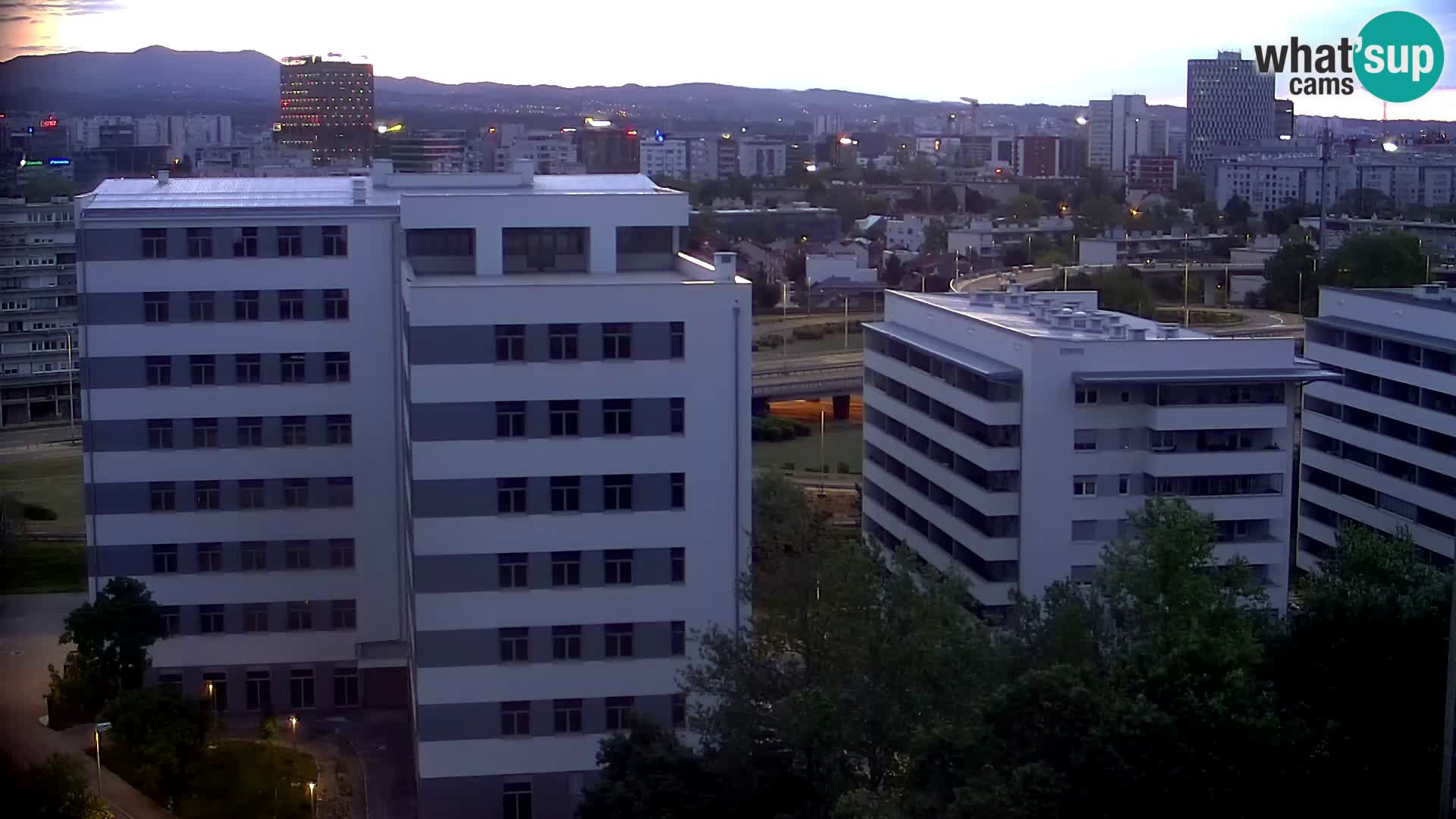 Rotatoria e incrocio viale Slavonska e Marin Držić  – webcam di Zagabria