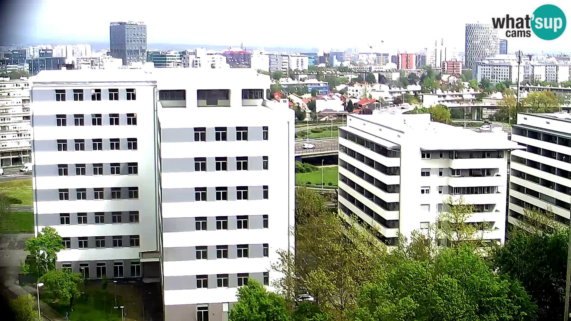 Web kamera Petlja Slavonska – Držićeva  – Zagreb Live