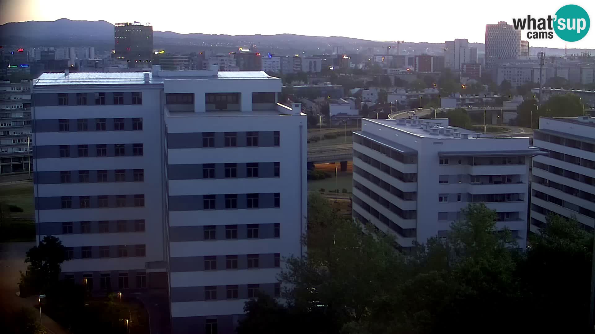 Live Interchange of Slavonska Avenue and Marin Držić Avenue in Zagreb webcam