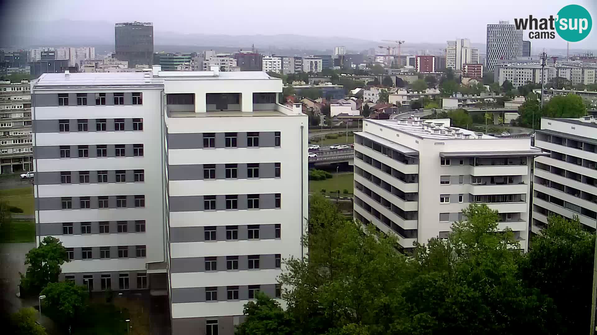 Live-Kreisverkehr Slavonska und Marin Držić Avenue zur Zagreb Webcam