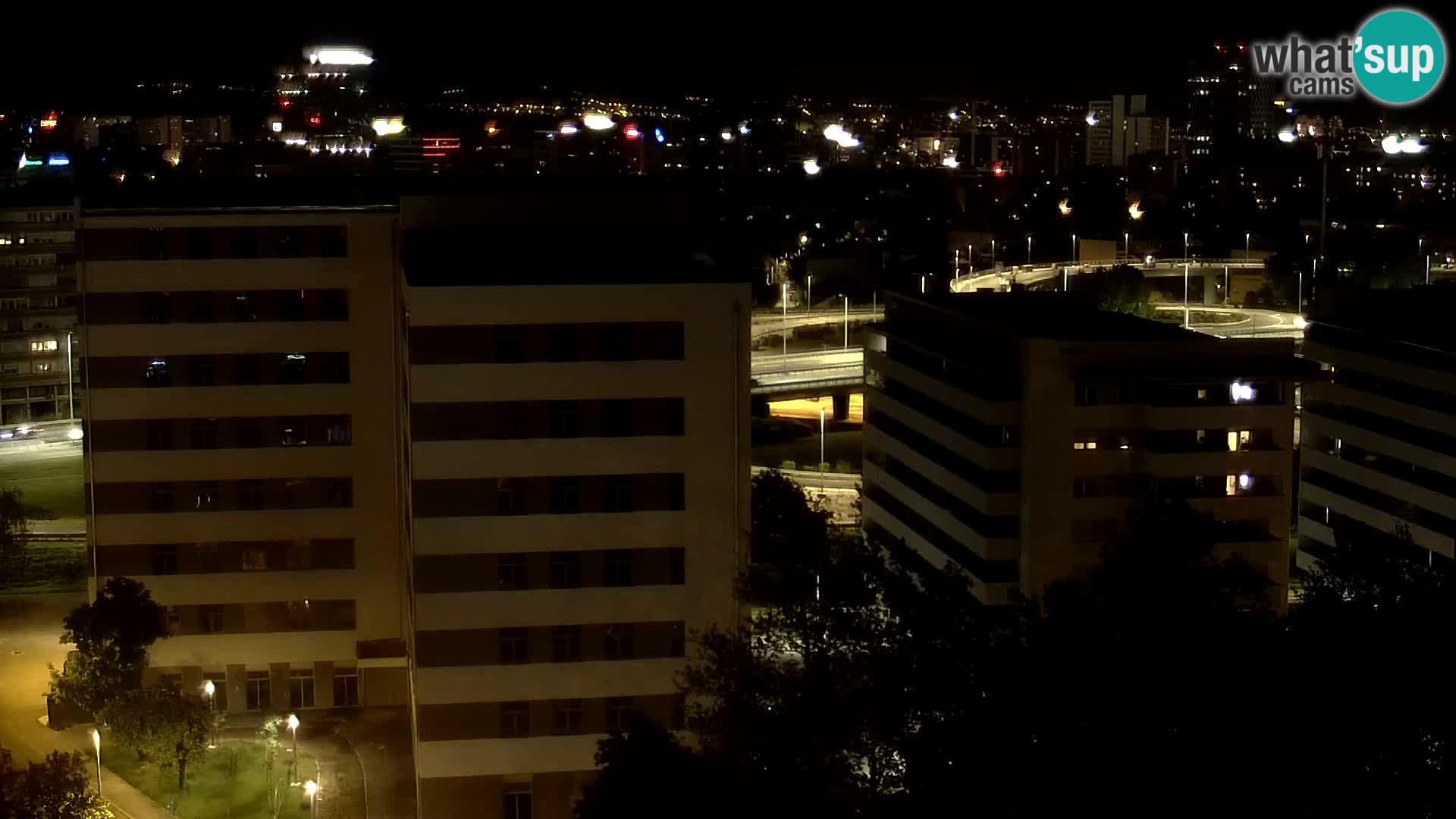 Krožišče Slavonske in Marin Držićeve ulice v Zagrebu v živo