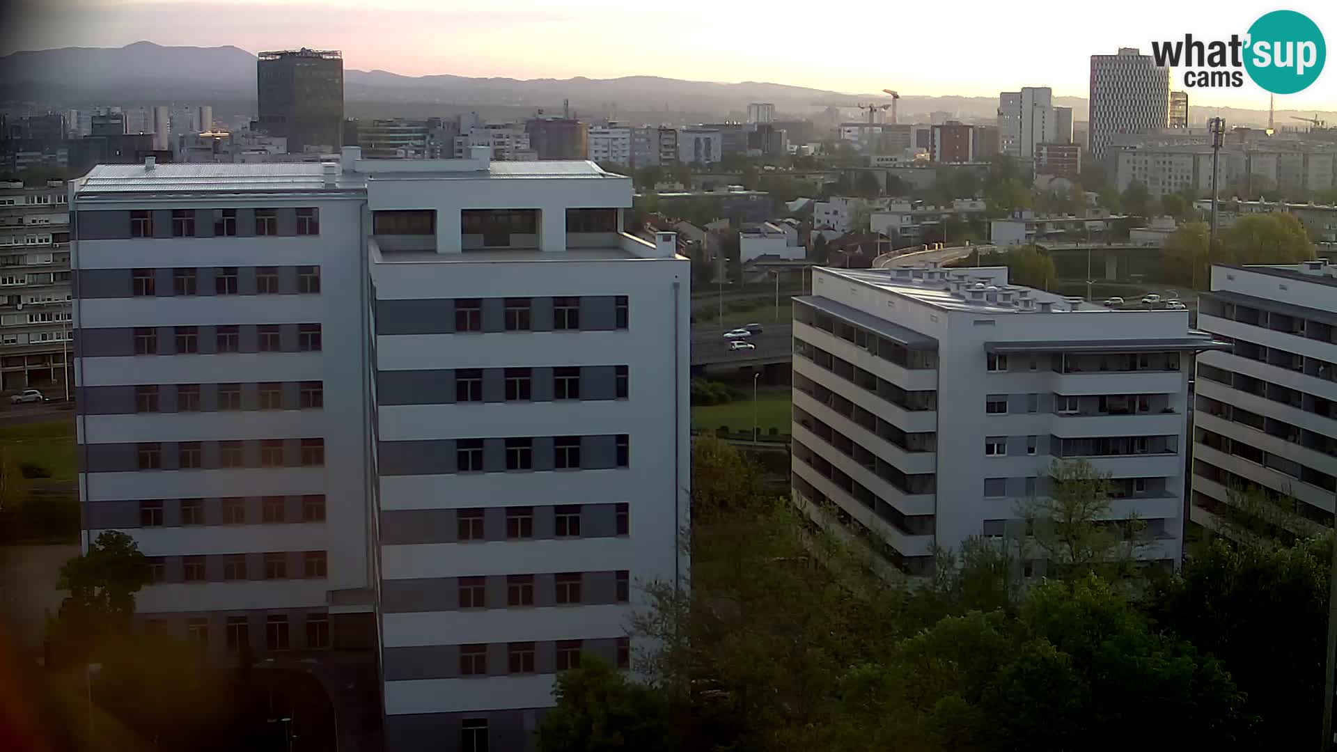 Live Interchange of Slavonska Avenue and Marin Držić Avenue in Zagreb webcam