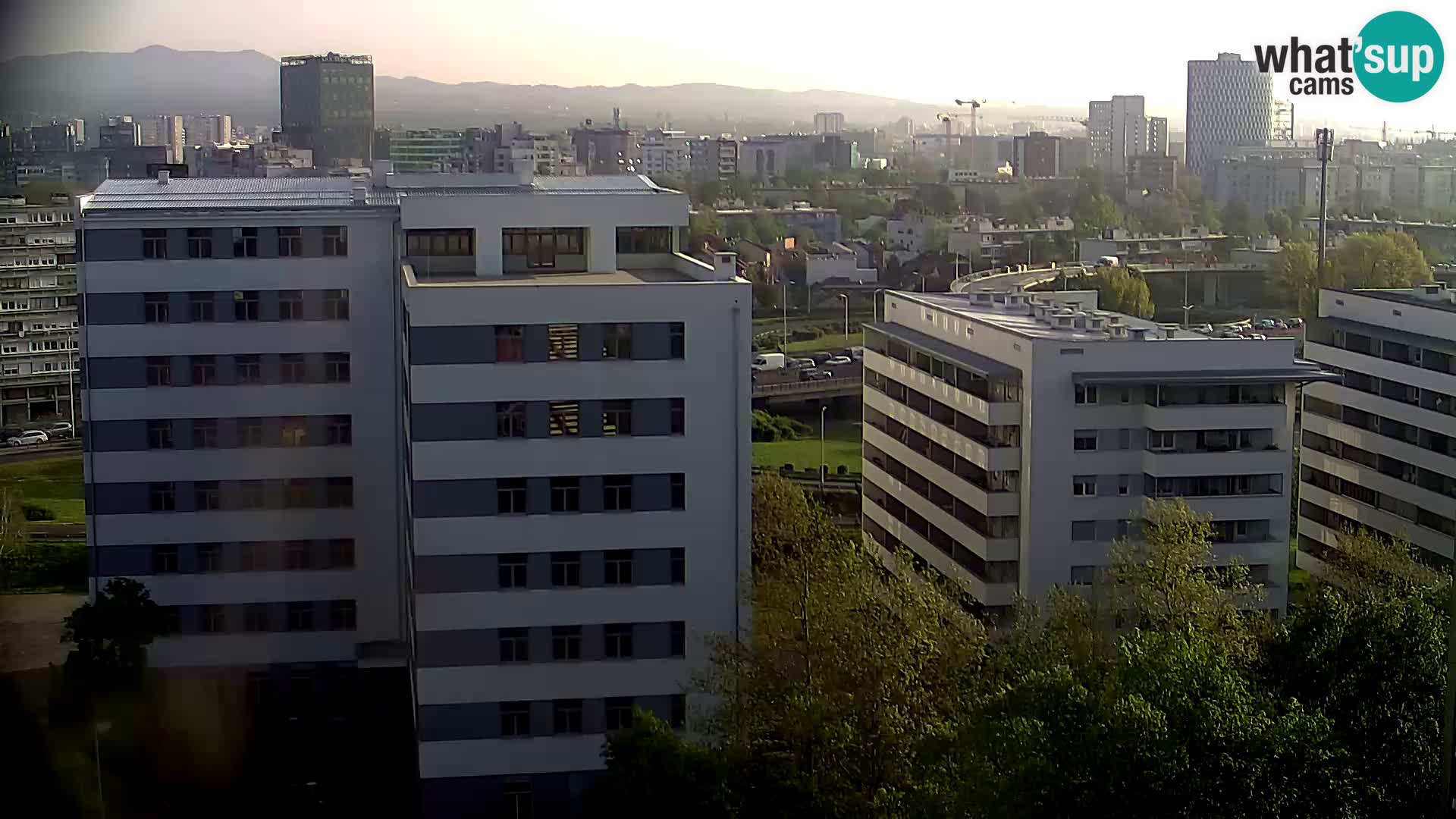Live Interchange of Slavonska Avenue and Marin Držić Avenue in Zagreb webcam